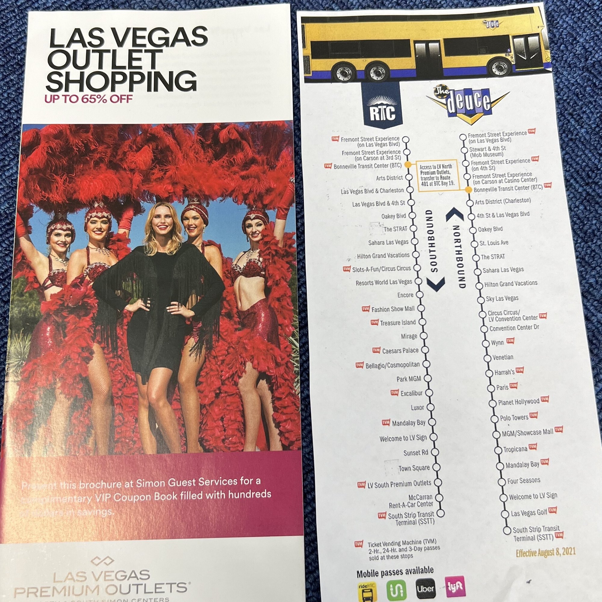 ﾗｽﾍﾞｶﾞｽ:ﾊﾞｽで一日観光①前編～朝食・散歩・ﾀﾜｰ・ﾉｰｽｱｳﾄﾚｯﾄ・ｽﾌｨｱ～｜minmie