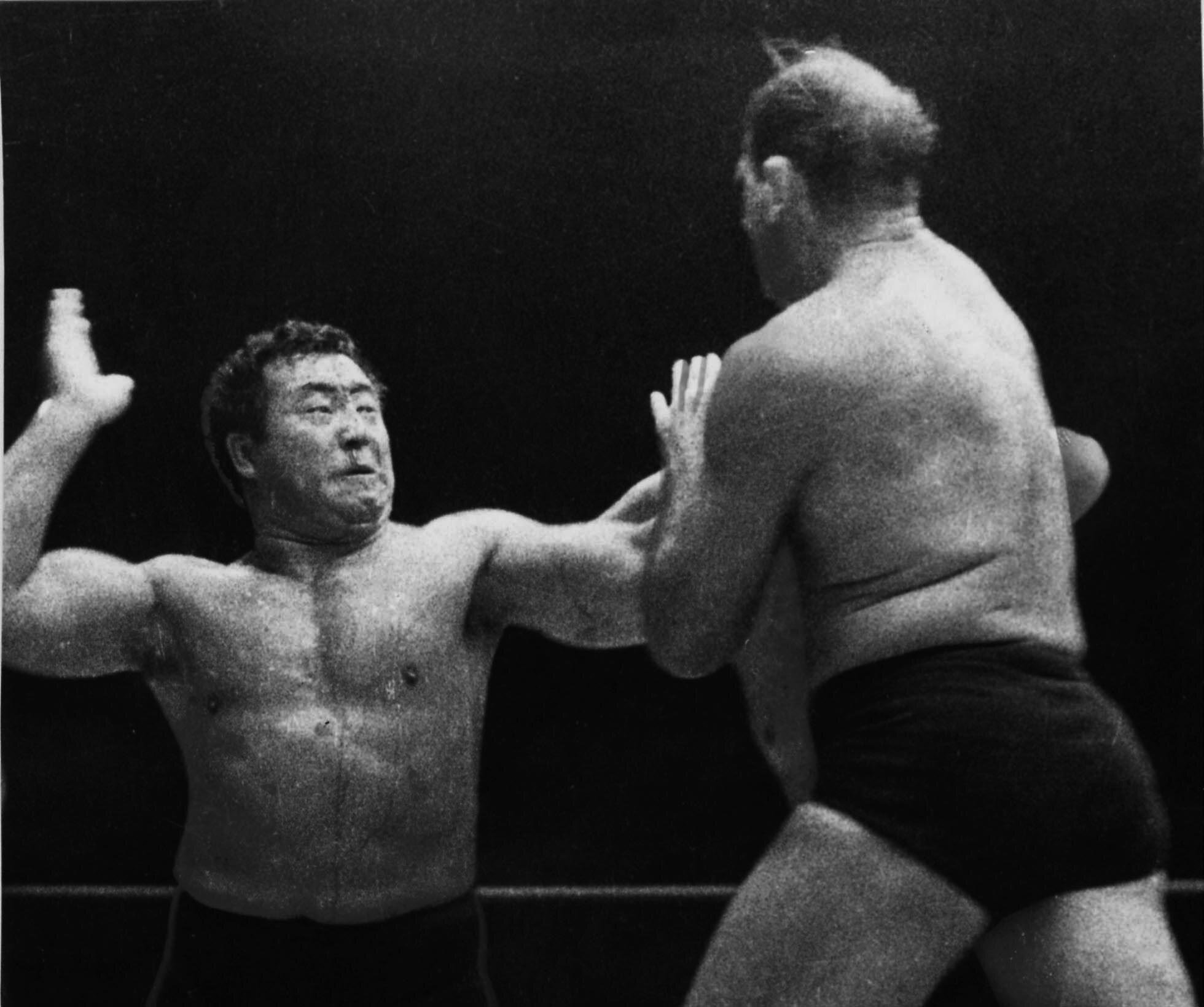 貧しかった幼少期…賽銭泥棒をして神主にぶん殴られた【山本小鉄連載#1