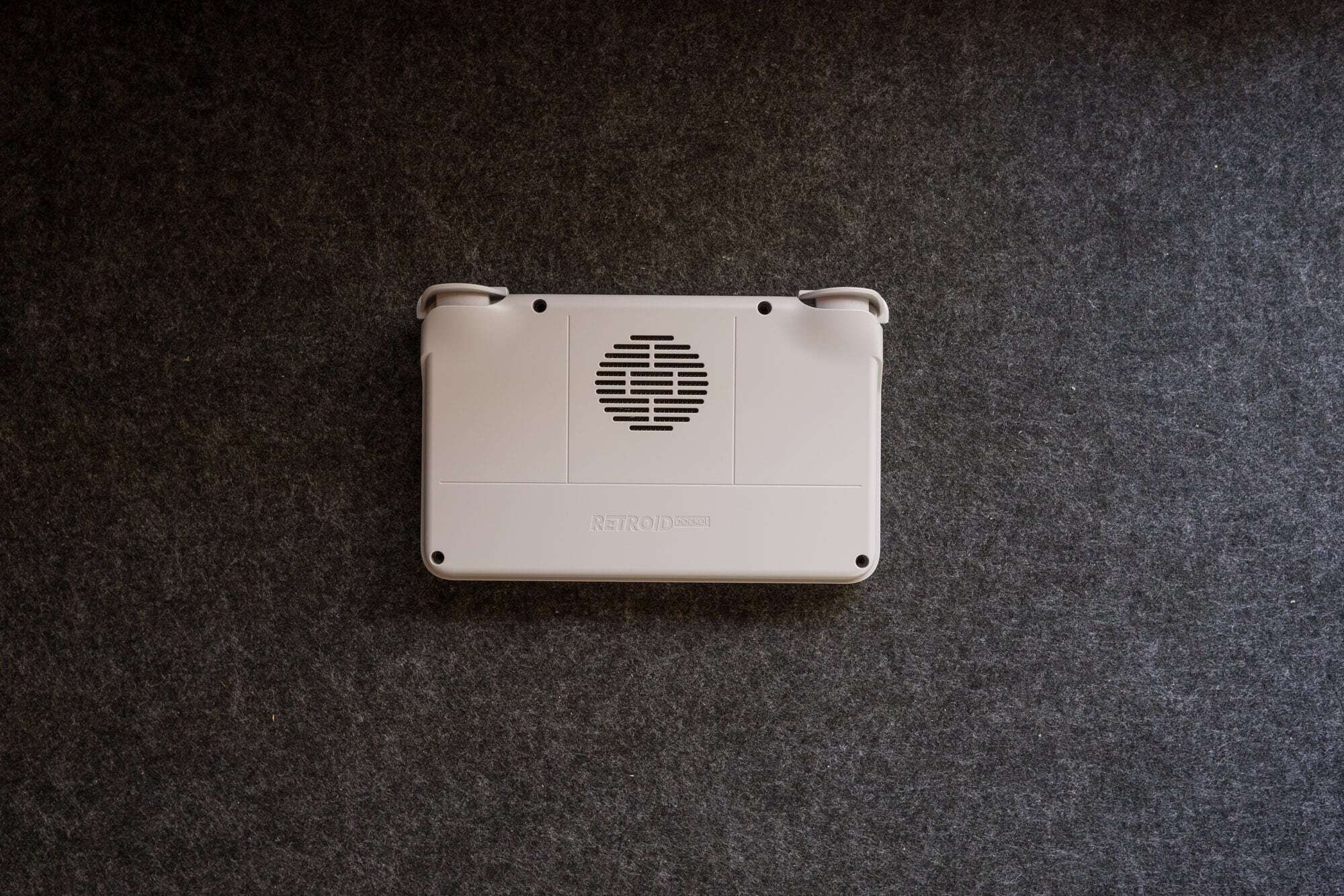 クラムシェル型が熱い！Retroid Pocket Flip 2をレビュー｜ばるき
