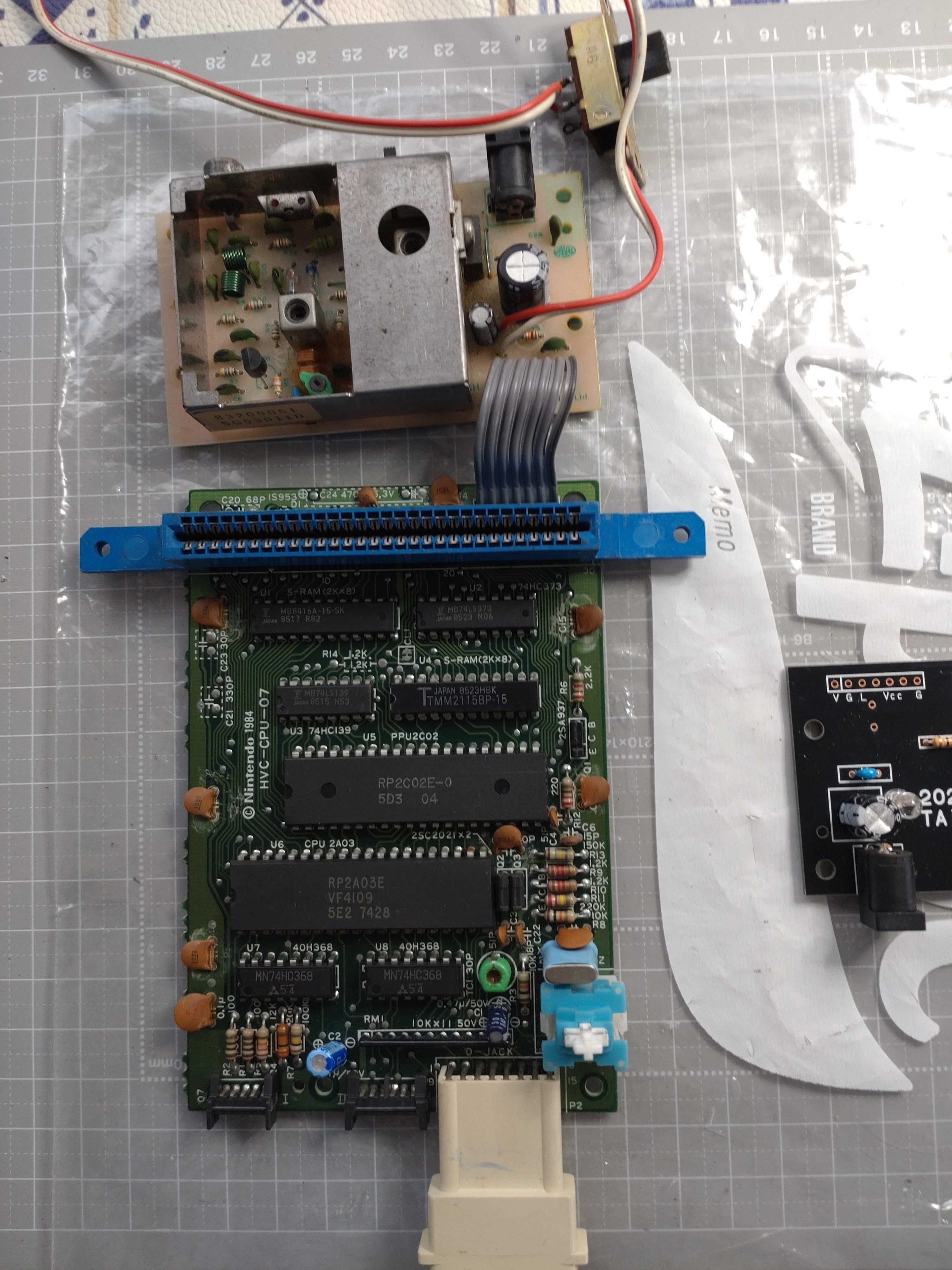 今 話題 の 人気 商品 ファミコンコンポジット化（本格的ファミコンAV化キットVer1.5 Nintendo Switch