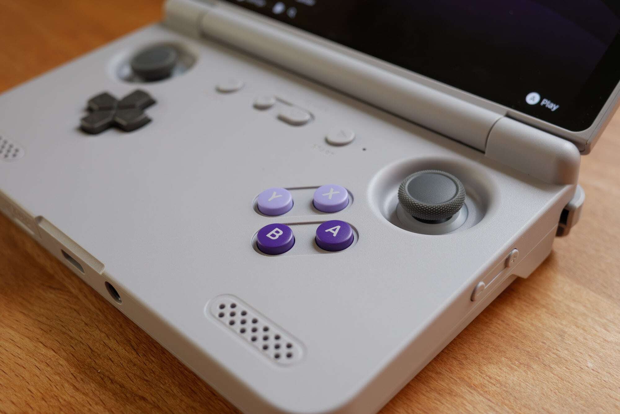 クラムシェル型が熱い！Retroid Pocket Flip 2をレビュー｜ばるき