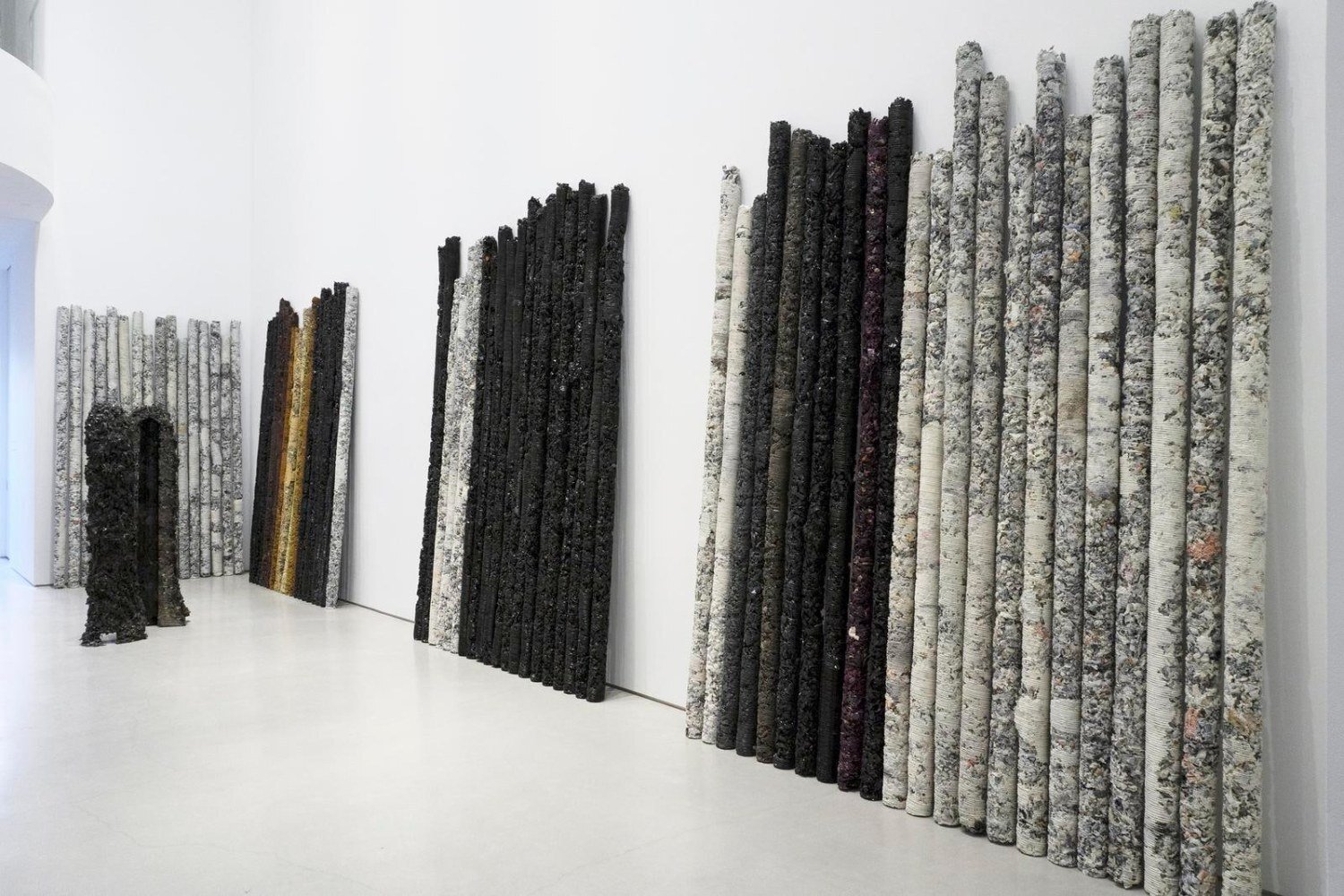 2-5. 多様化する素材とシリーズ展開（2011–2015）｜2. 彫刻作品の概要