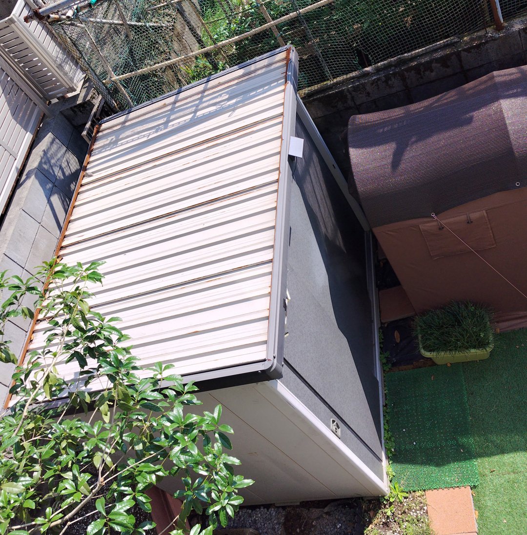 お話し中】【修繕必要】屋外用 物置