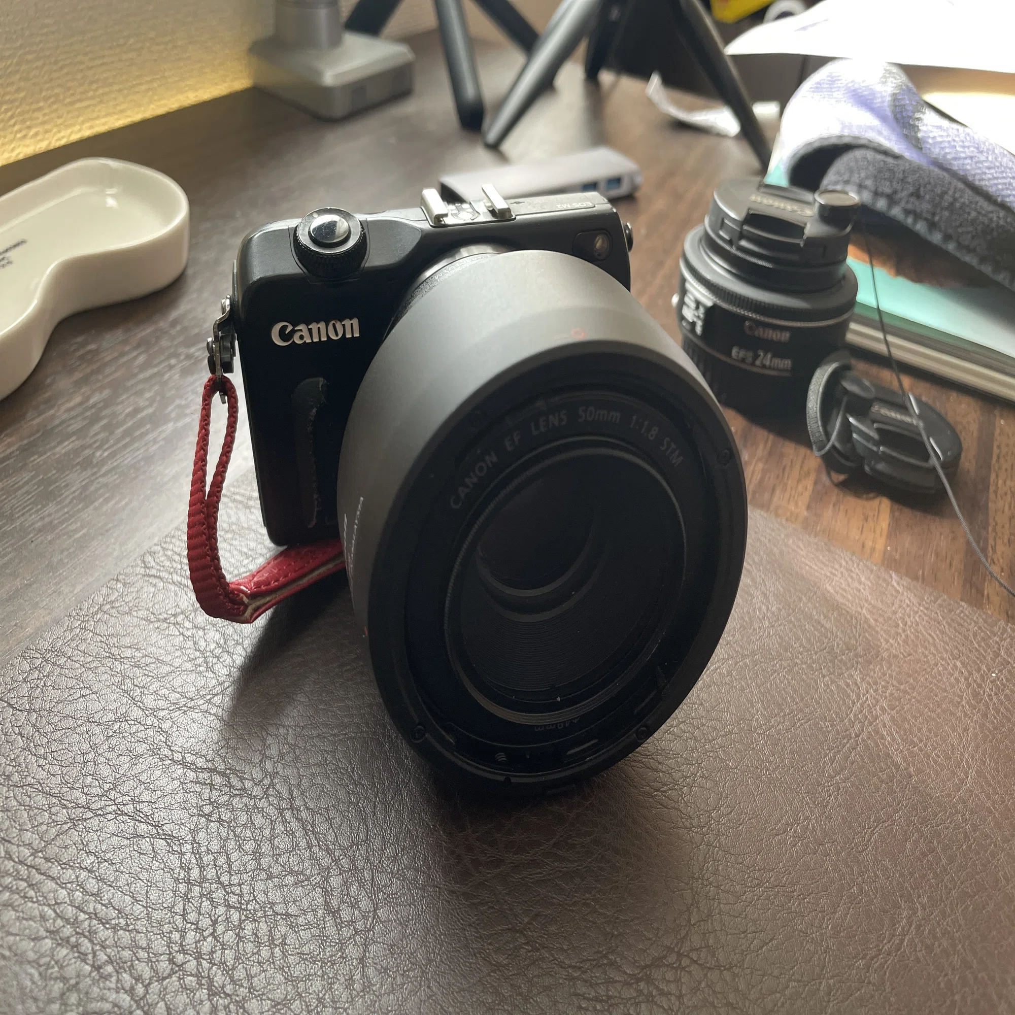 カメラ初心者のみなさま。10年前のEOS M2でも、全然事足りると思うん 
