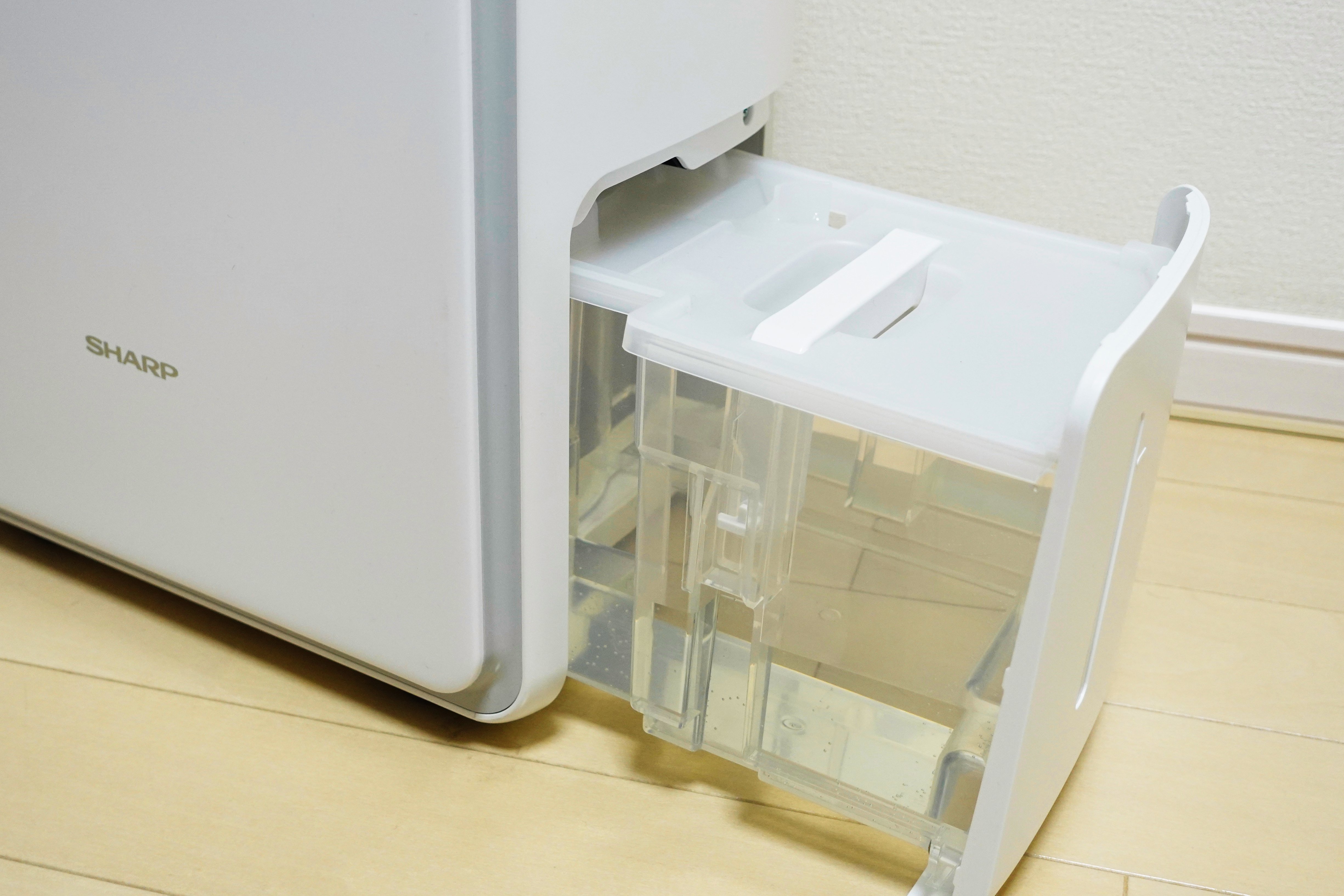 手渡し限定・金沢駅周辺】SHARP CV-SH150-W 除湿機② 手渡し限定