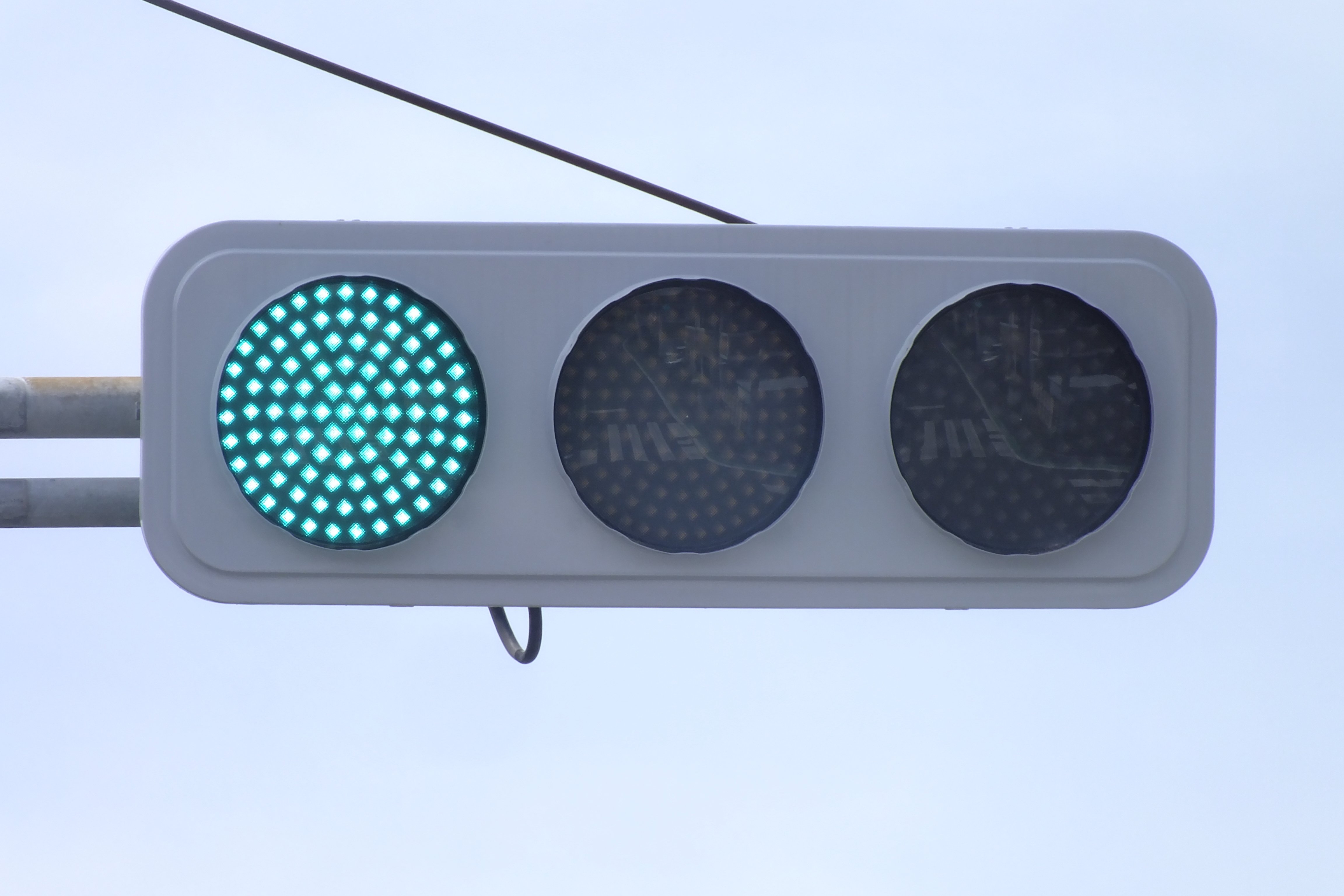 高崎-318】高崎市浜尻町の住宅付近に京三製交通信号制御機が見える日信