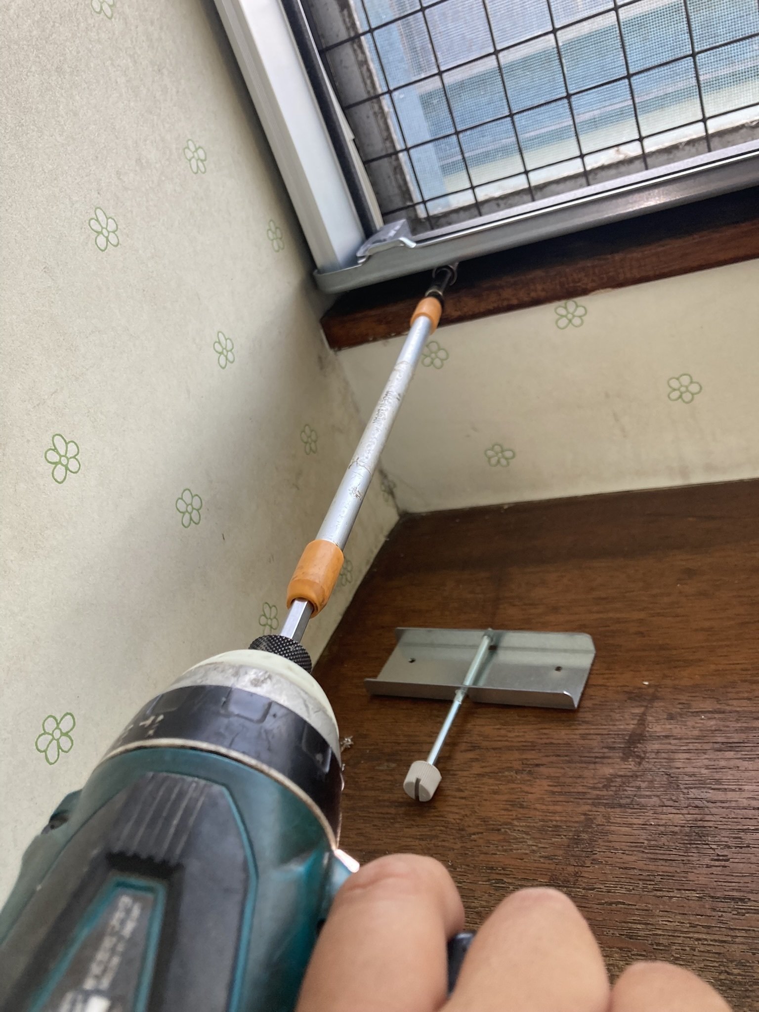 暑い夏がそこまで来てる？ 〜DIYで、窓エアコンをつけてみた｜て