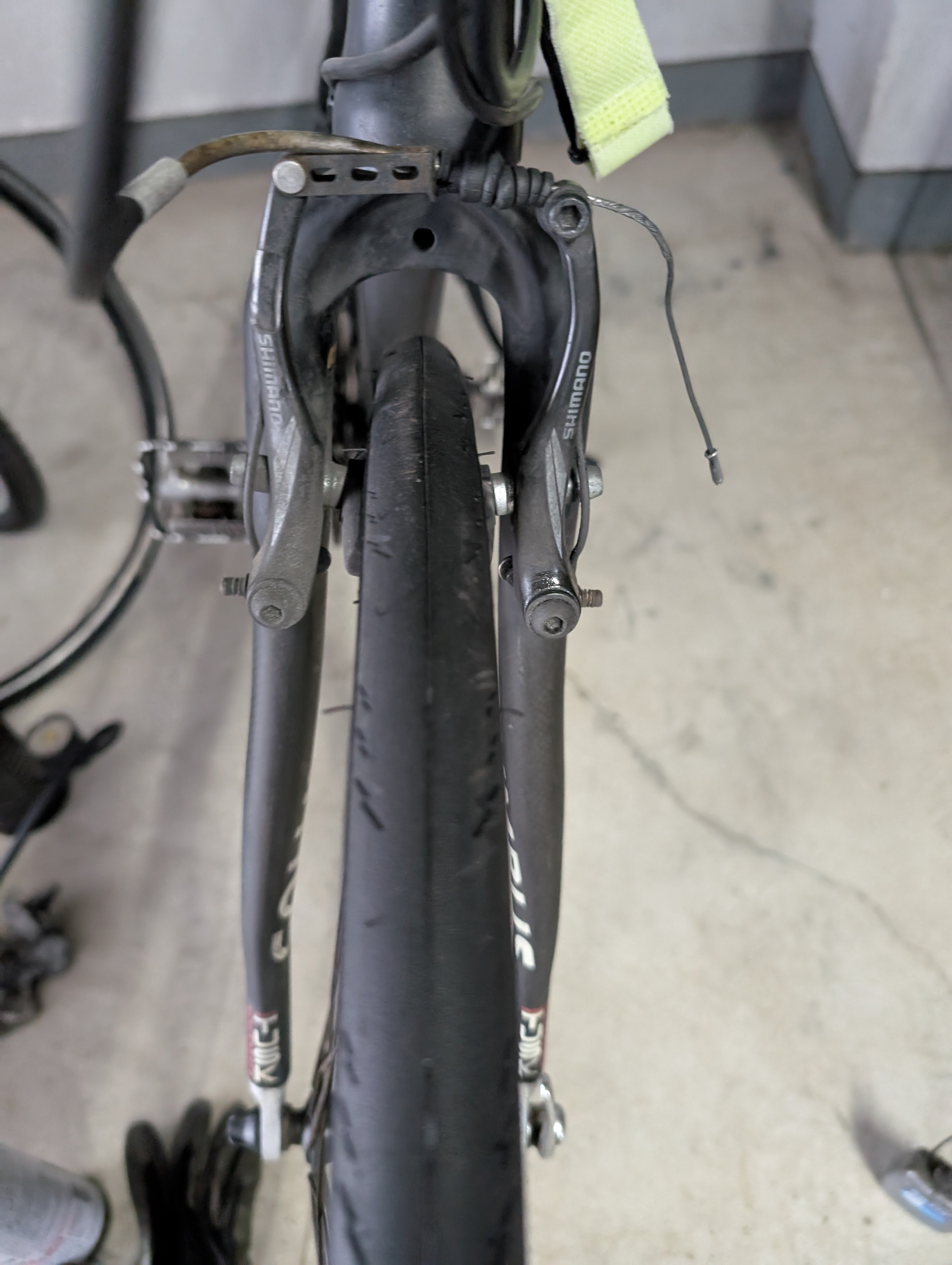初挑戦！クロスバイクの前輪タイヤ交換をDIYでやってみた結果