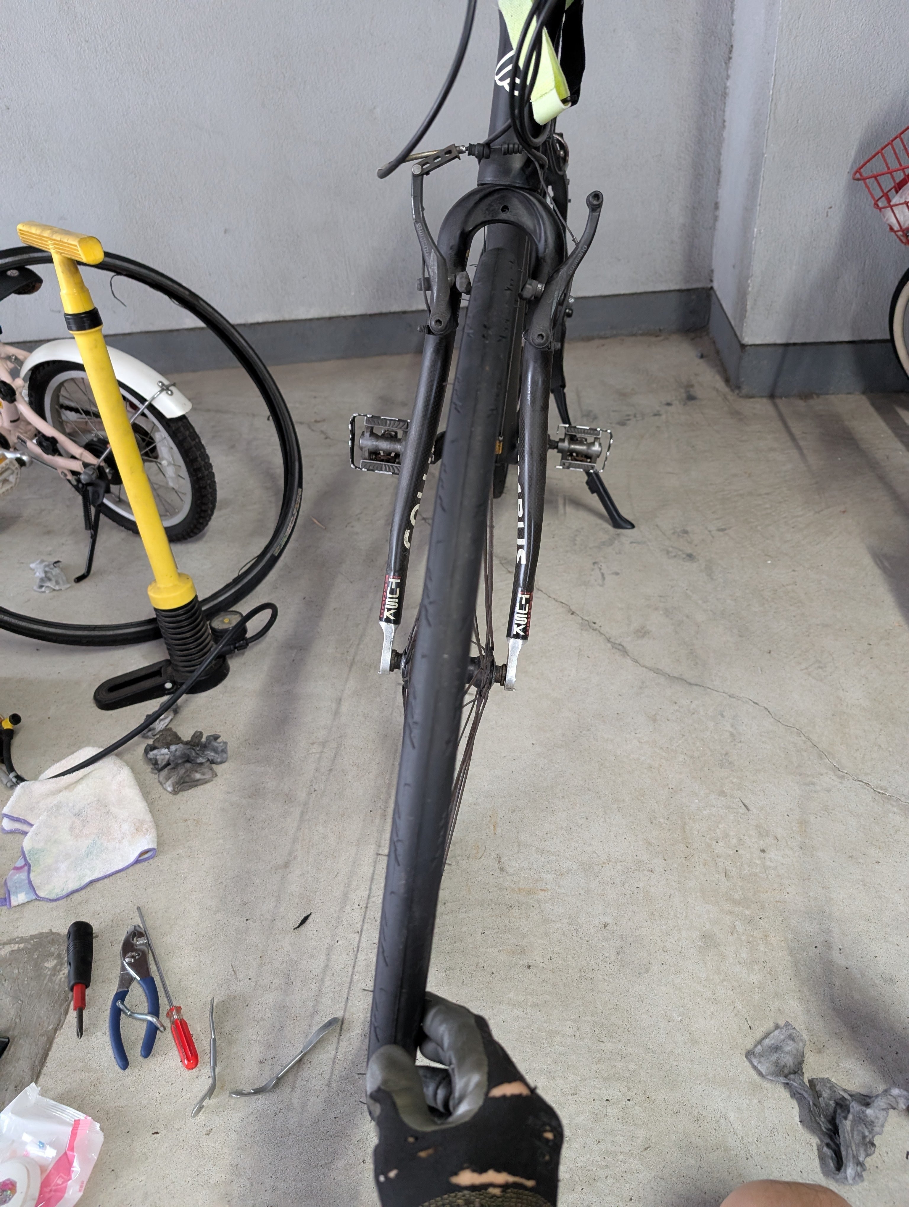 輸入車、クロスバイク 太いタイヤ ギヤ付き8月29都内激安配送実写 輸入車、クロスバイク 太いタイヤ ギヤ付き8月29都内激安配送実写 東北