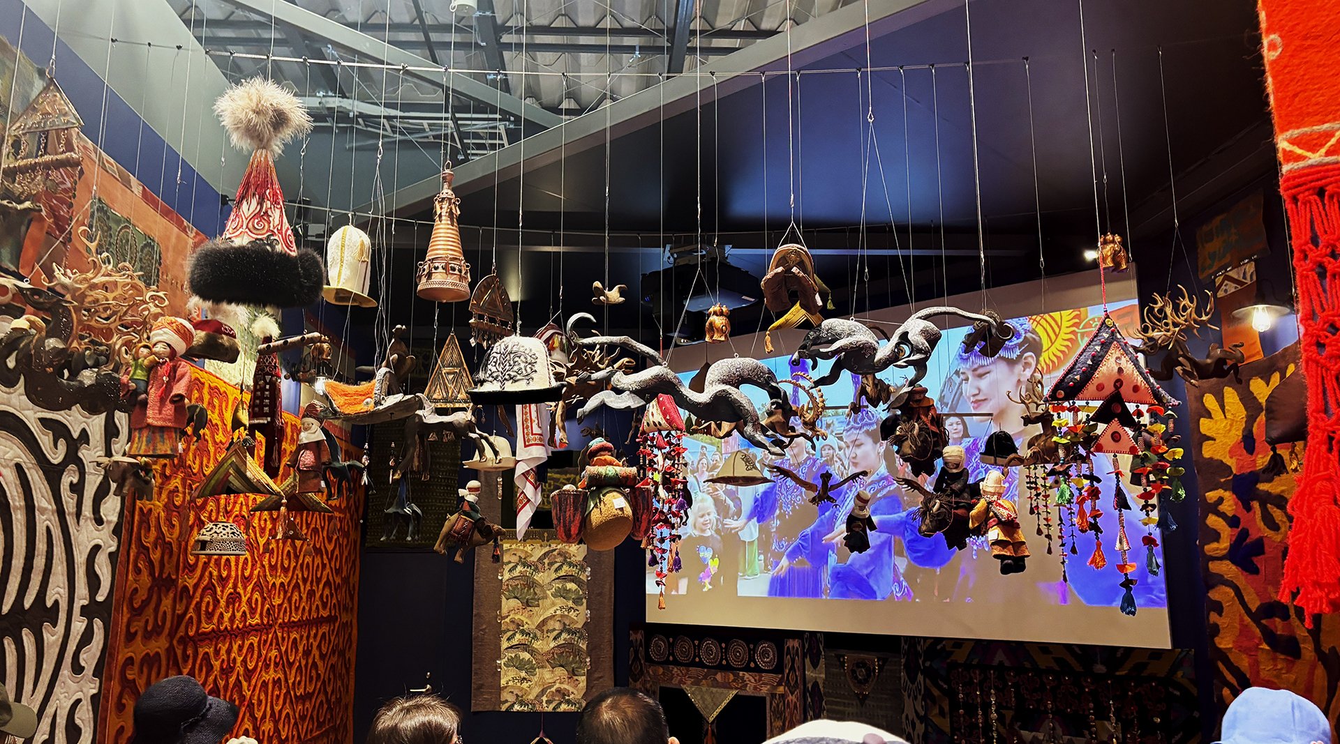 木製彫刻引き出し付き　エチオピア　万博コモンズ 木製彫刻引き出し付き エチオピア 万博コモンズ - メルカリ