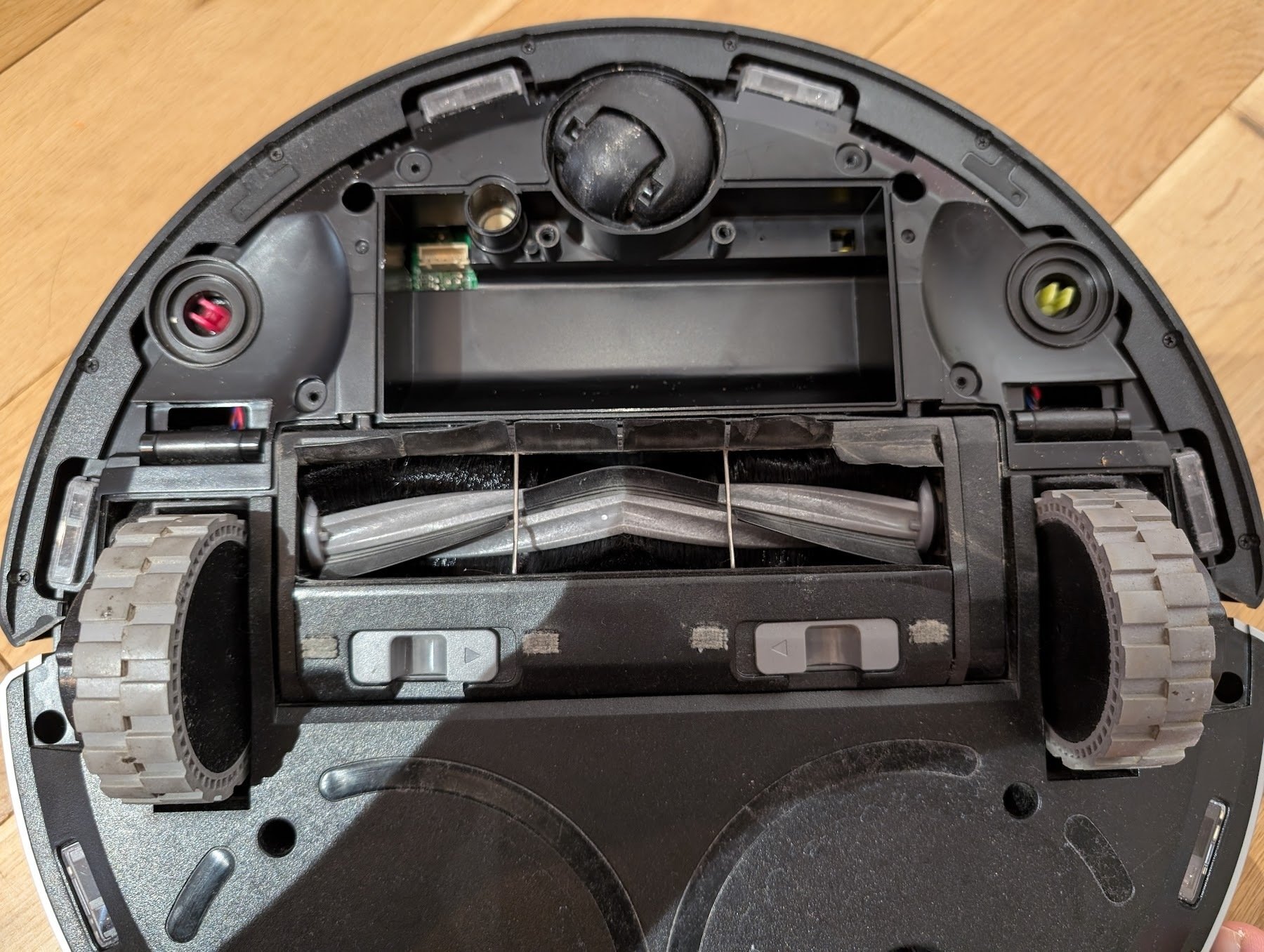 要バッテリー交換　ジャンク扱いDEEBOT X1 OMNI ロボット掃除機 DEEBOT X1 OMNIのバッテリー交換してみた｜nishioka_shinji