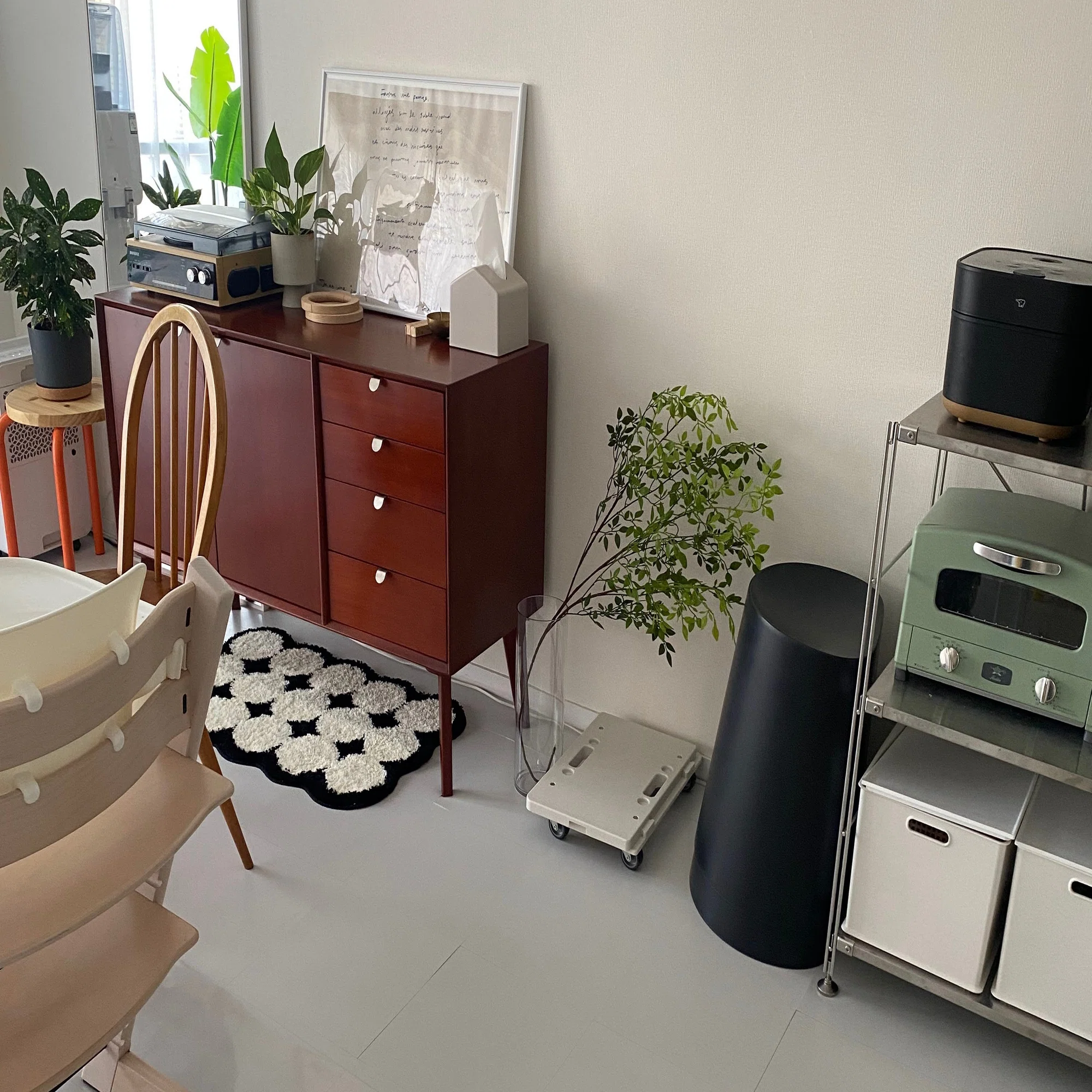 心地よい部屋が、私を変えた。築古賃貸でも諦めない部屋作り｜まる 