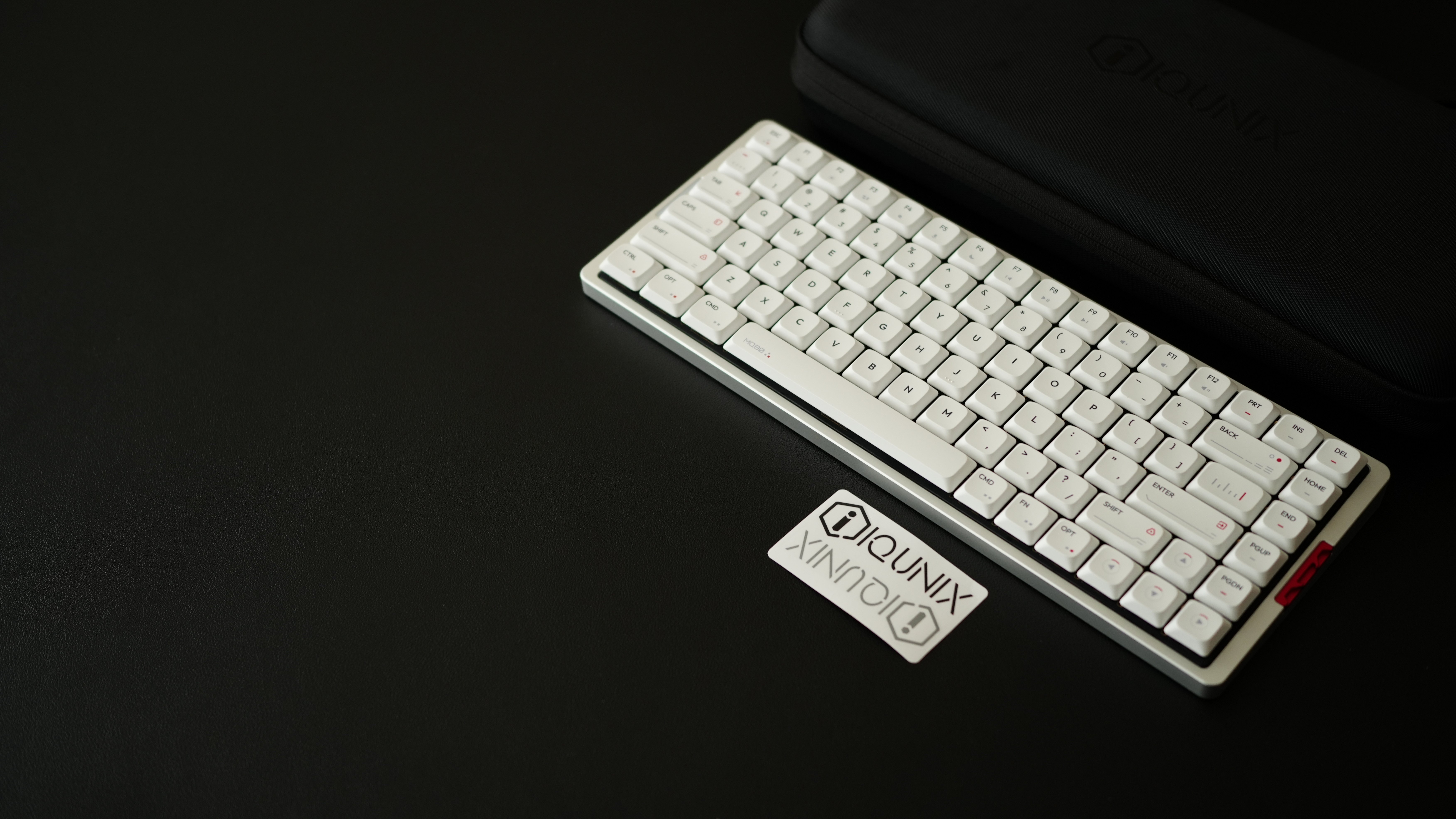 超おすすめ】ロープロファイルメカニカルキーボードIQUNIX MQ80