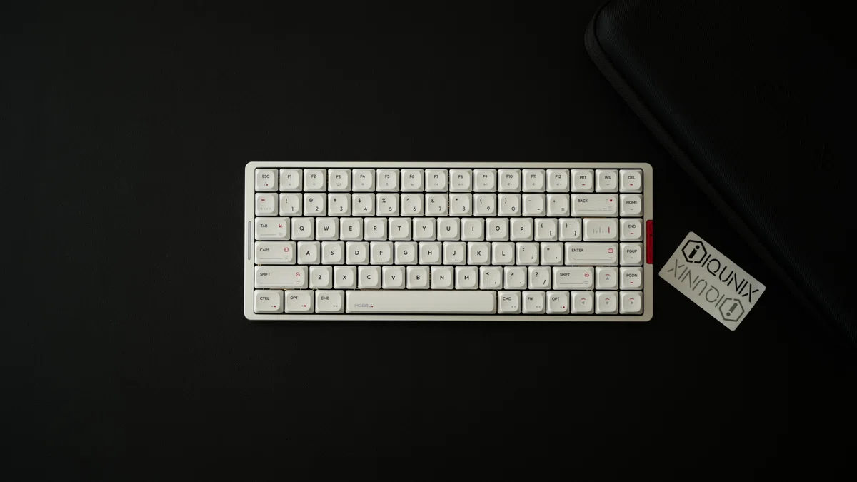 超おすすめ】ロープロファイルメカニカルキーボードIQUNIX MQ80 