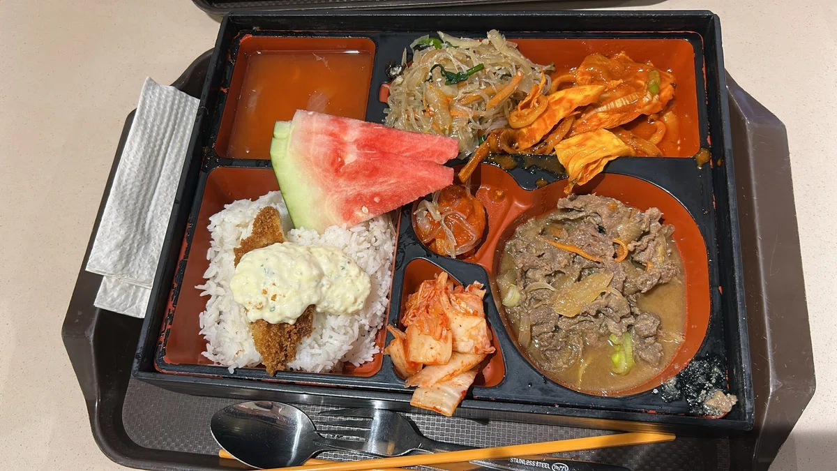「何この量」って言いながら完食した。Dodo Koreaの韓国弁当、強すぎる @Intermark KLCC｜ナシレマ日和【マレーシア生活】
