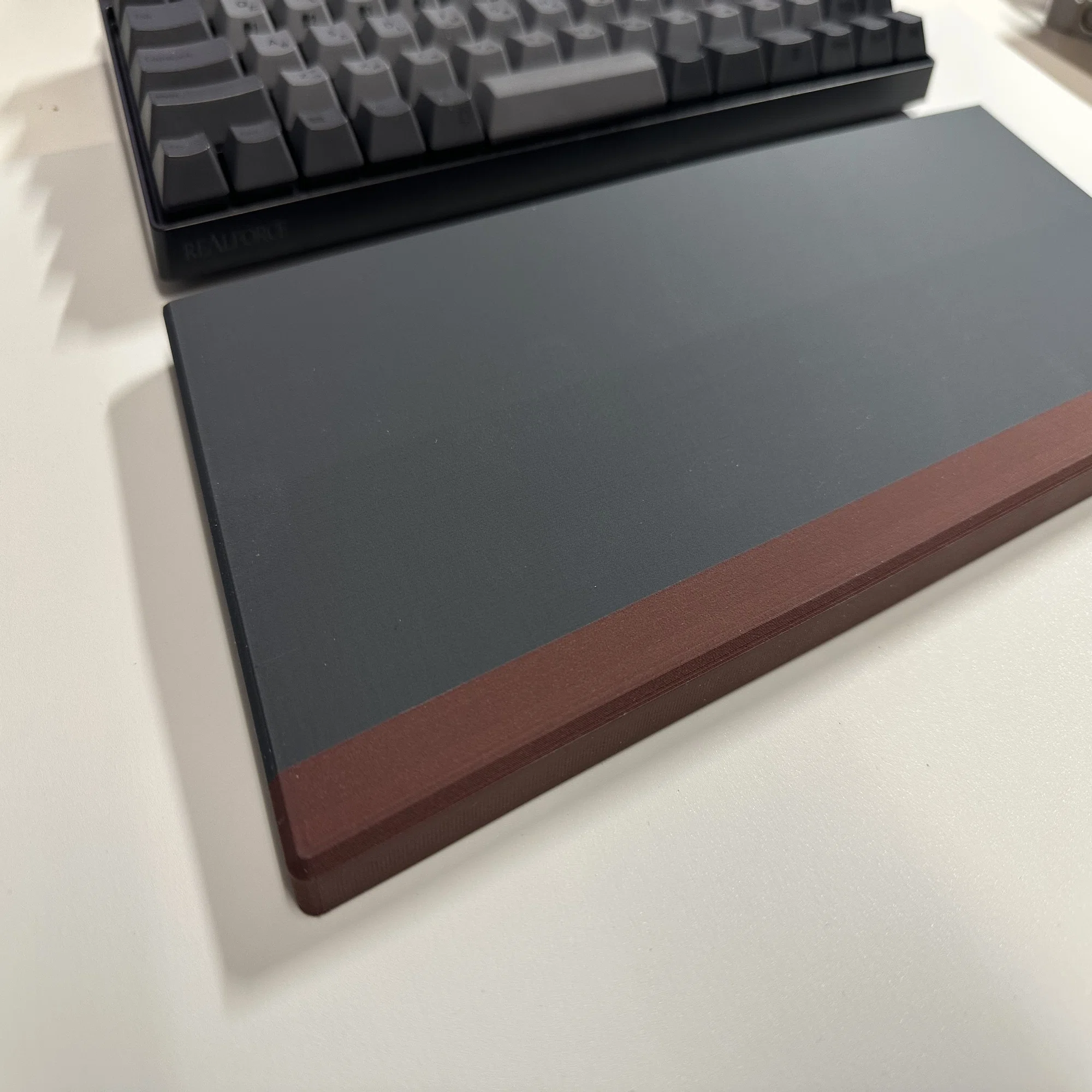 3Dプリンターによるリストレスト等製作サービスのご案内 (REALFORCE 