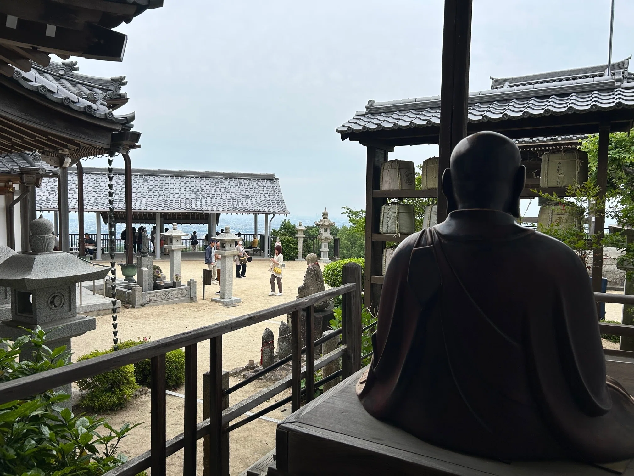 今年も日本の三大如意輪観音像の一つである神呪寺如意輪観音坐像が開帳
