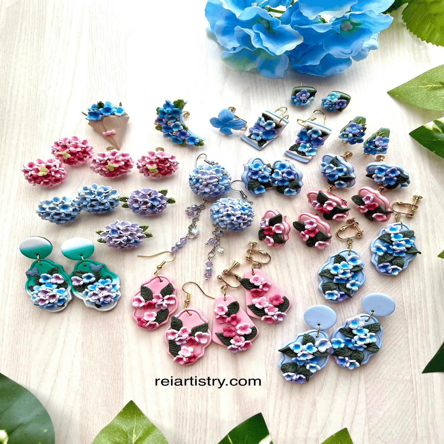 ピアス 紫陽花様 2099円硝子細工の様なイヤーカフ＊*.イヤリング