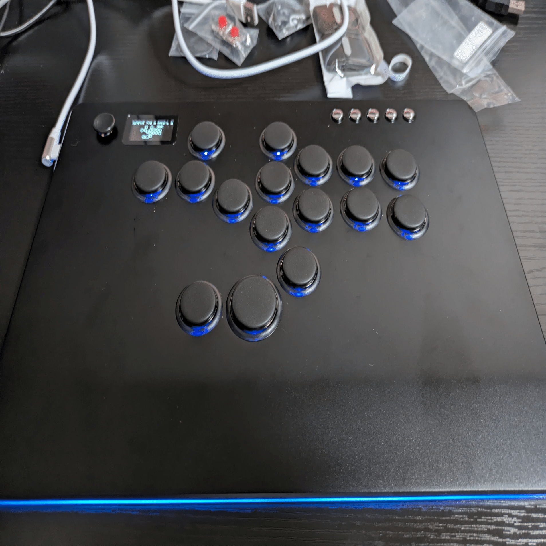 Guilekeys gf-16 Shadowhunting搭載 レバーレス Guilekeys GF-16と『Shadow hunting』合わせたらコスパ最強レバーレス