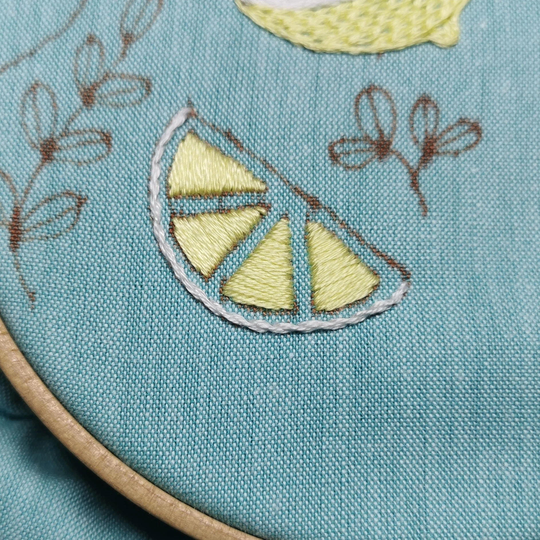 100円ダウンロード】レモンの図案｜刺繍布小物MomonoHa