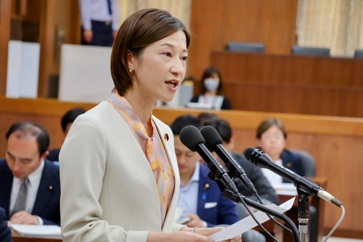 海外派遣者労災補償制度の解説  〔平成１２年〕 /労務行政/労働省労働基準局（単行本） 労働者災害補償保険 特別加入申請書（海外派遣者） | 100はた