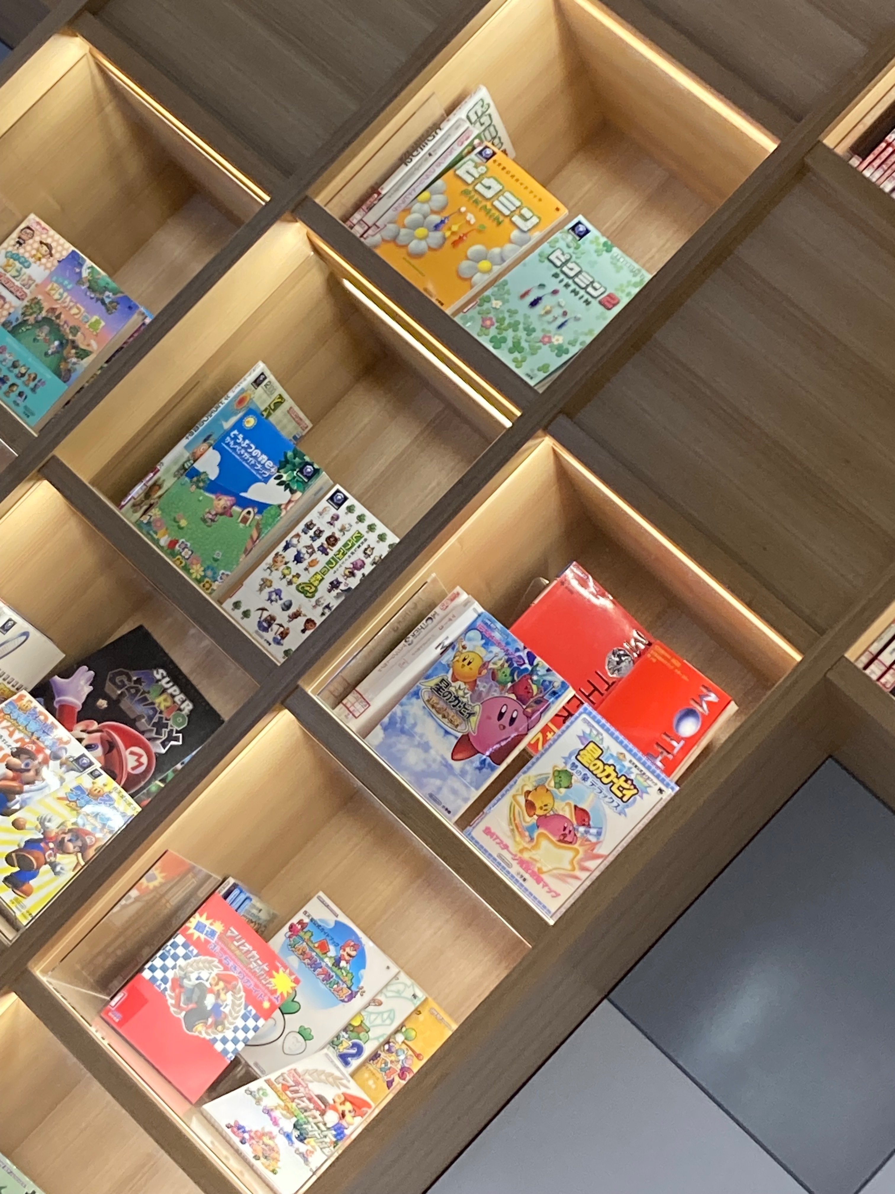 ニンテンドーミュージアム限定オフィシャルブック 日本語版 1冊