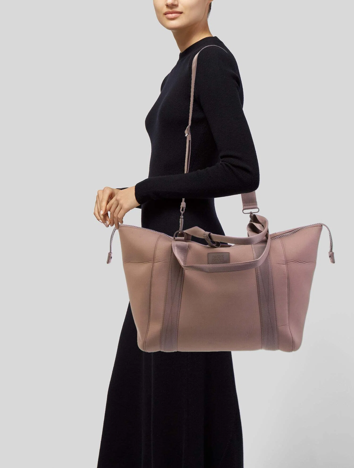 Dagne Dover Totes】海外で話題の機能的でスタイリッシュな Dagne Dover Totes】海外で話題の機能的でスタイリッシュな