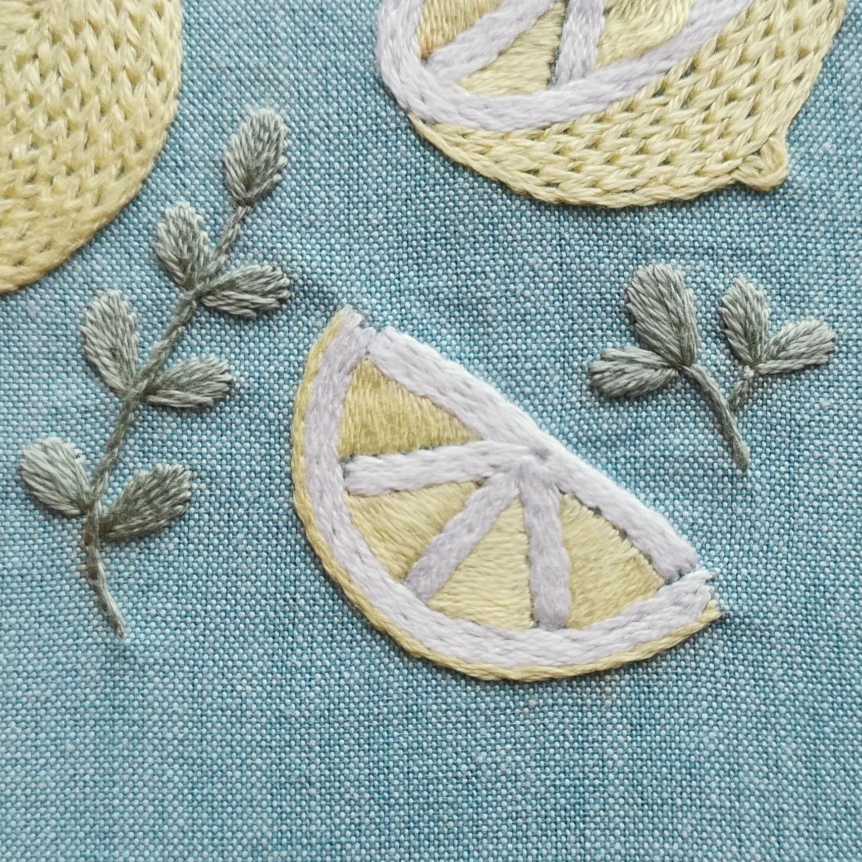 100円ダウンロード】レモンの図案｜刺繍布小物MomonoHa