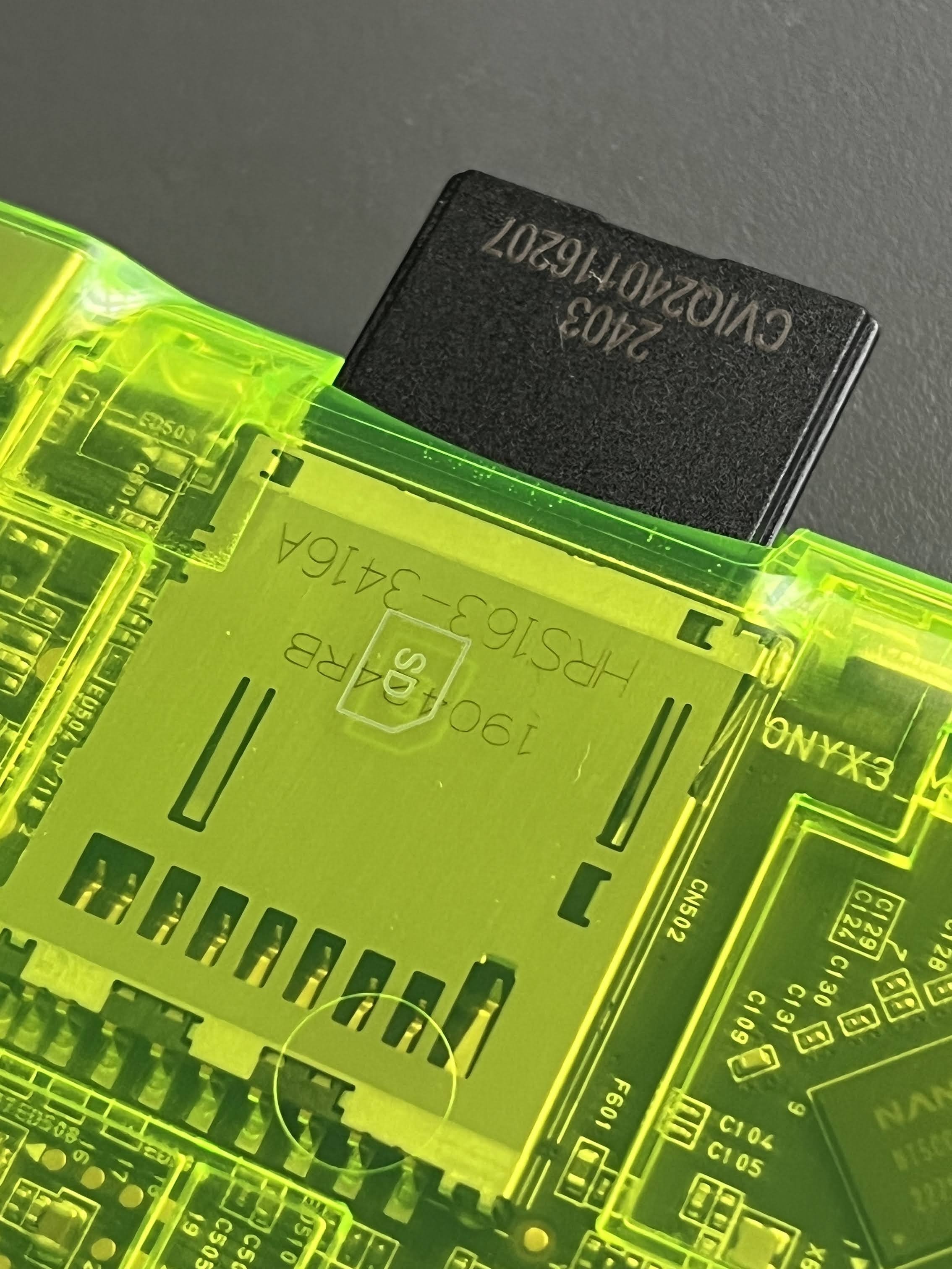 ポメラ DM100 本体とおまけのSDカード ポメラ（Pomera）DM100徹底レビュー1「ポメラDM100の起動と設定」