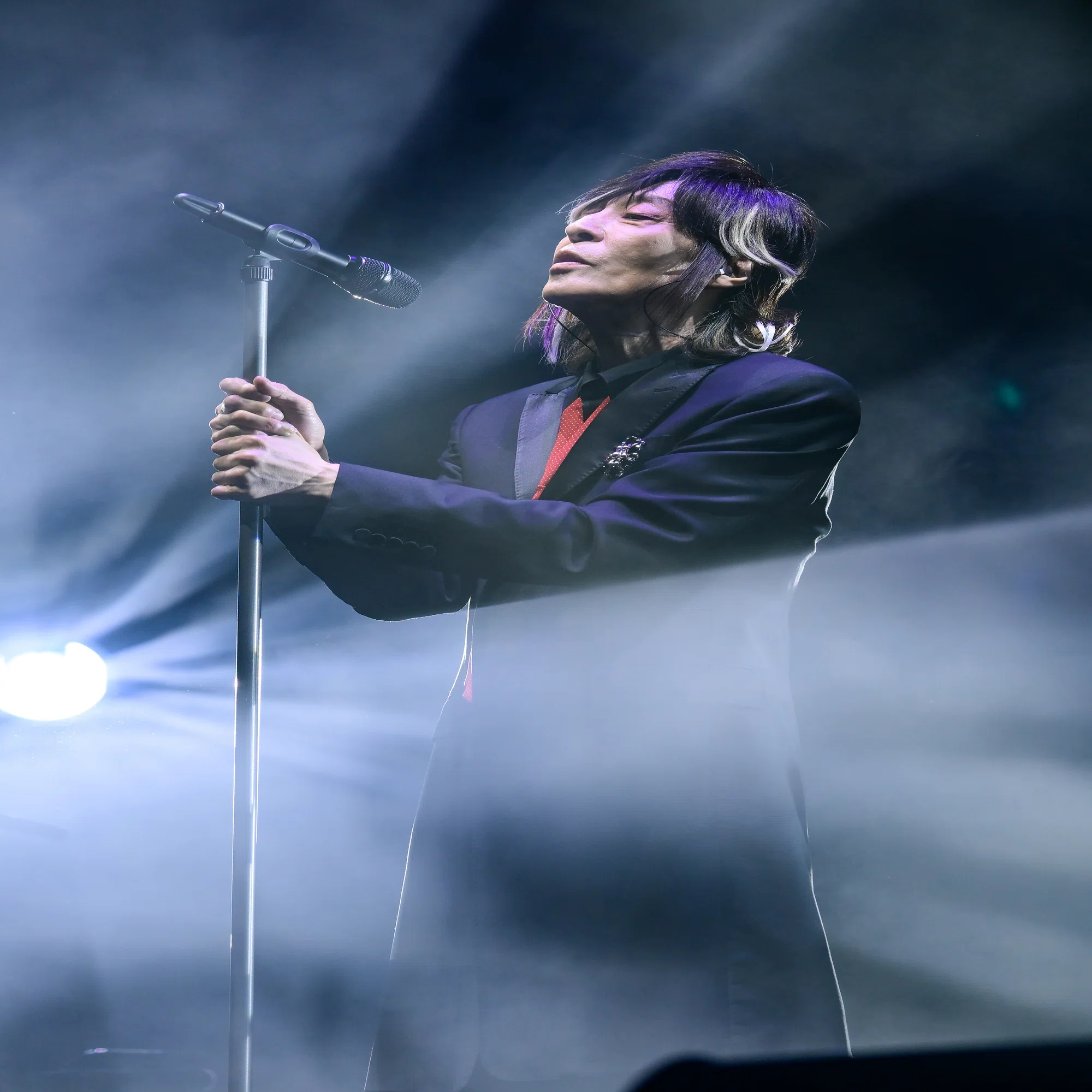 小室哲哉、宇都宮隆、木根尚登。昨年デビュー40周年を迎えたTM NETWORK 