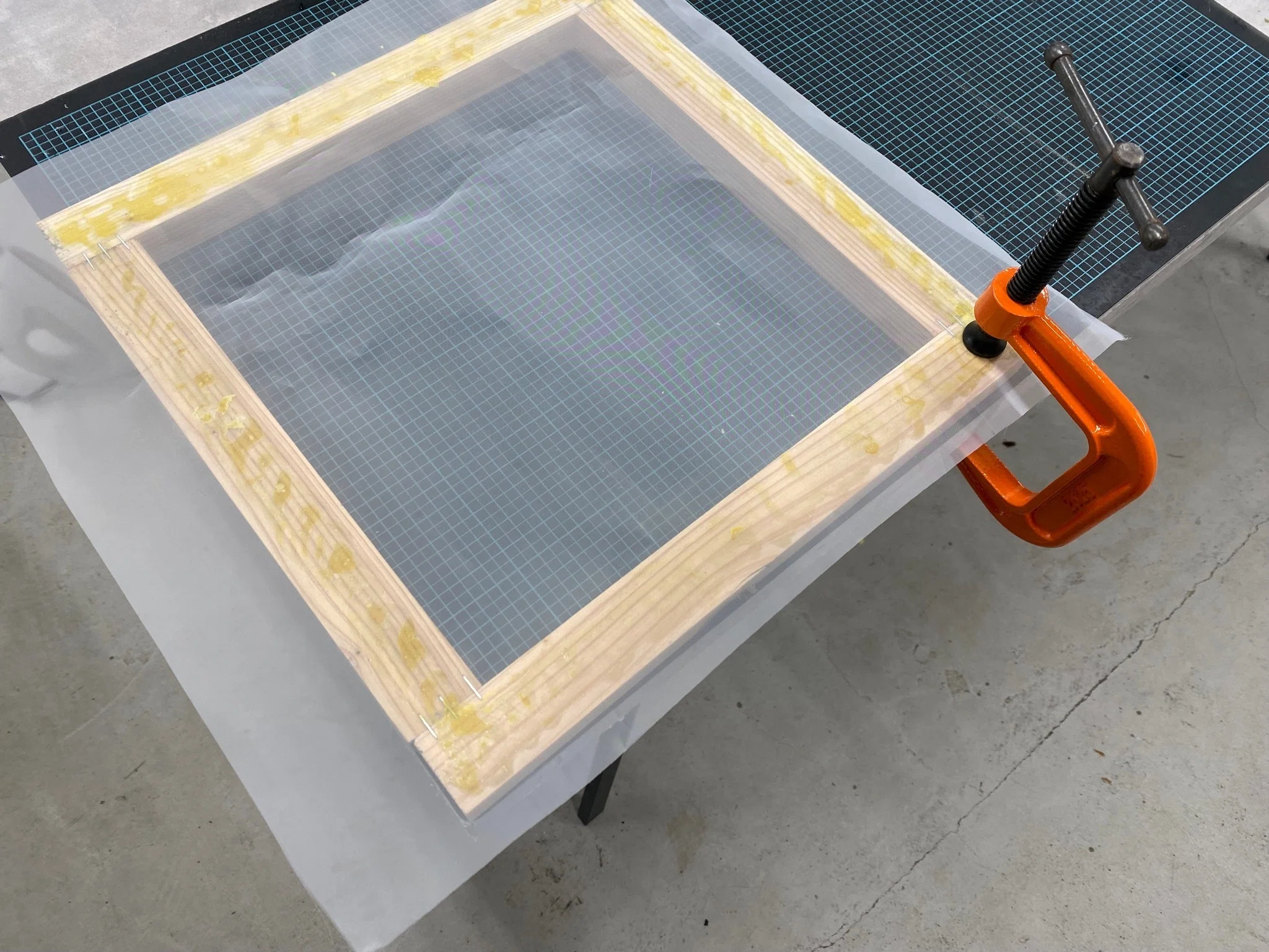 シルクスクリーン 紗張り機 60×60cm対応 動作確認済 シルクスクリーンDIY - 紗張り編-失敗しながら遊びましょう｜SILK GEEK