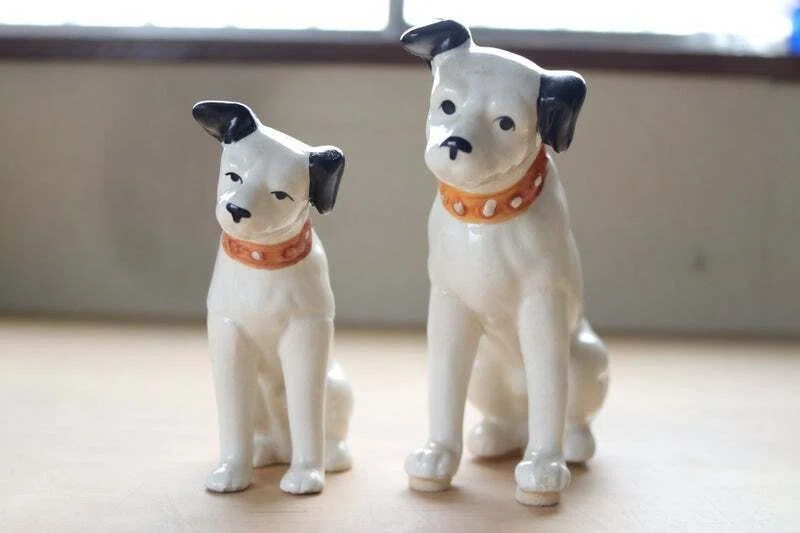 ニッパー犬の置物｜ふるものさん