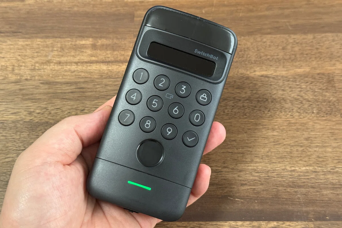 SwitchBot顔認証パッドレビュー!顔パス解錠で玄関が変わる最新スマートロックの実力と本音