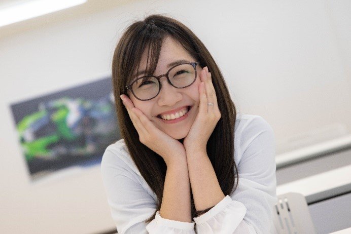【重量5キロ⁉】えぐっちさんの仕事用カバンの中身をご紹介