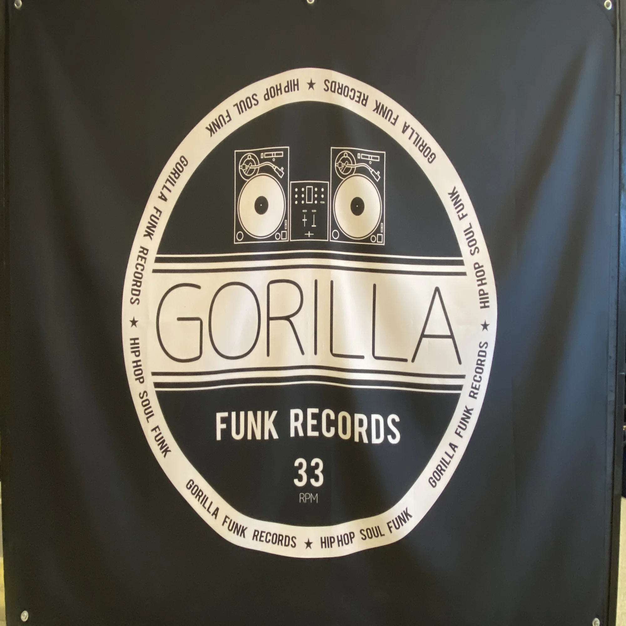 GORILLA FUNK RECORDS名前の由来───それはPARIS｜Gorilla Funk Records