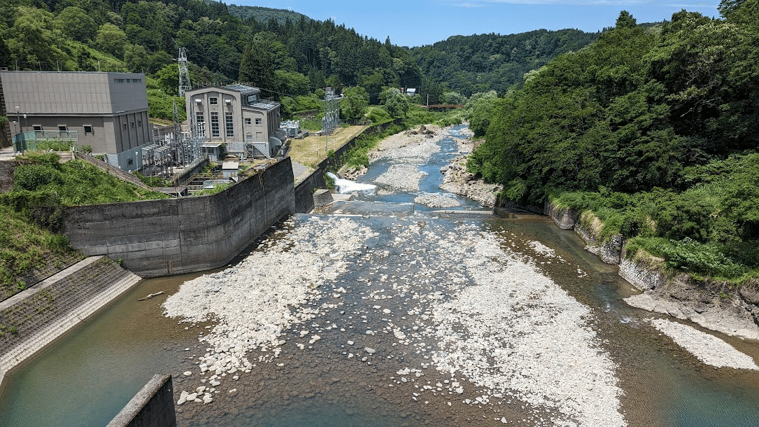 タム 穴藤ダム（新潟県）｜一日一堰｜町田 奈桜