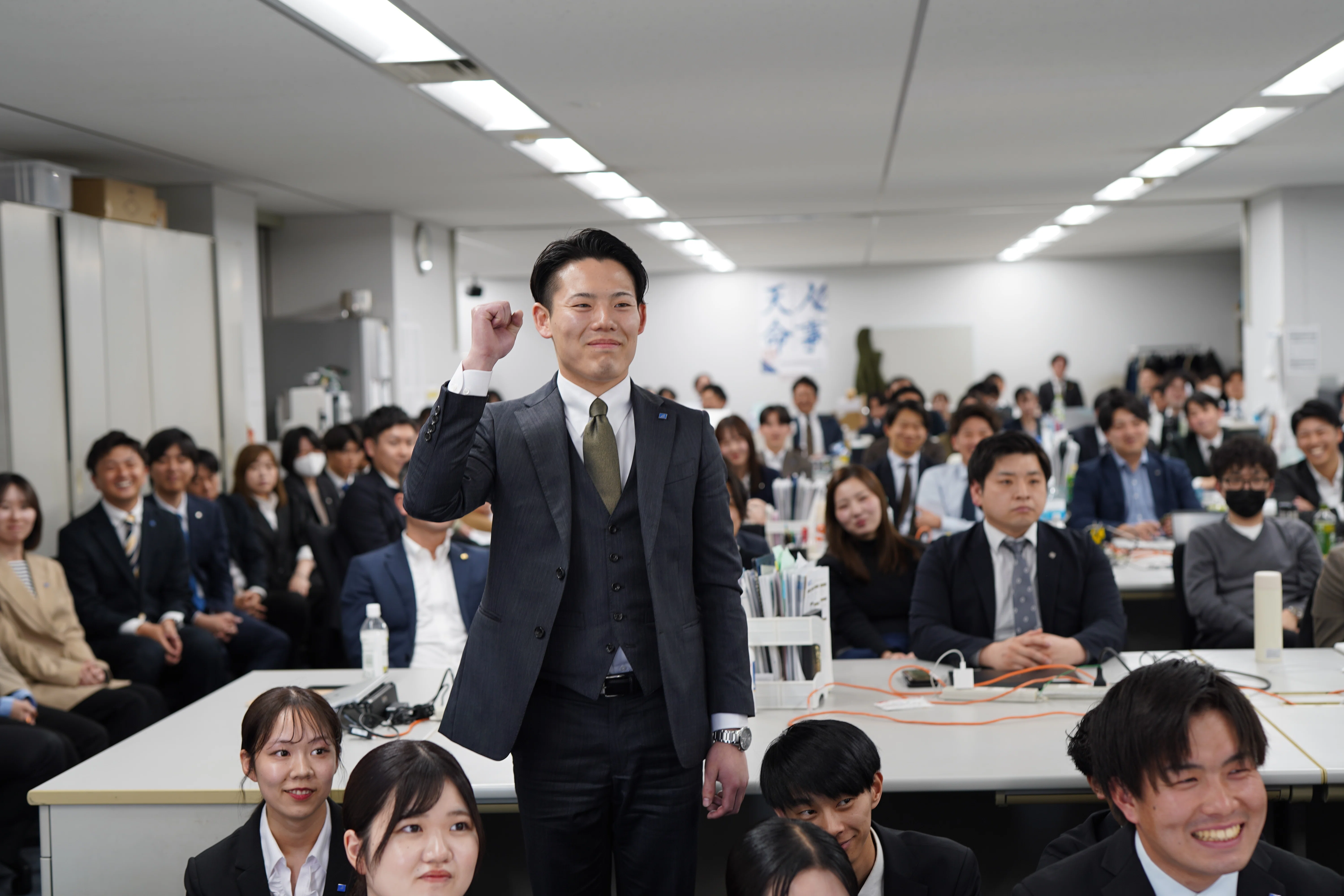 ようこそ、NEXYZ.九州へ！笑顔あふれる入社式＆歓迎会レポート🌸｜東証