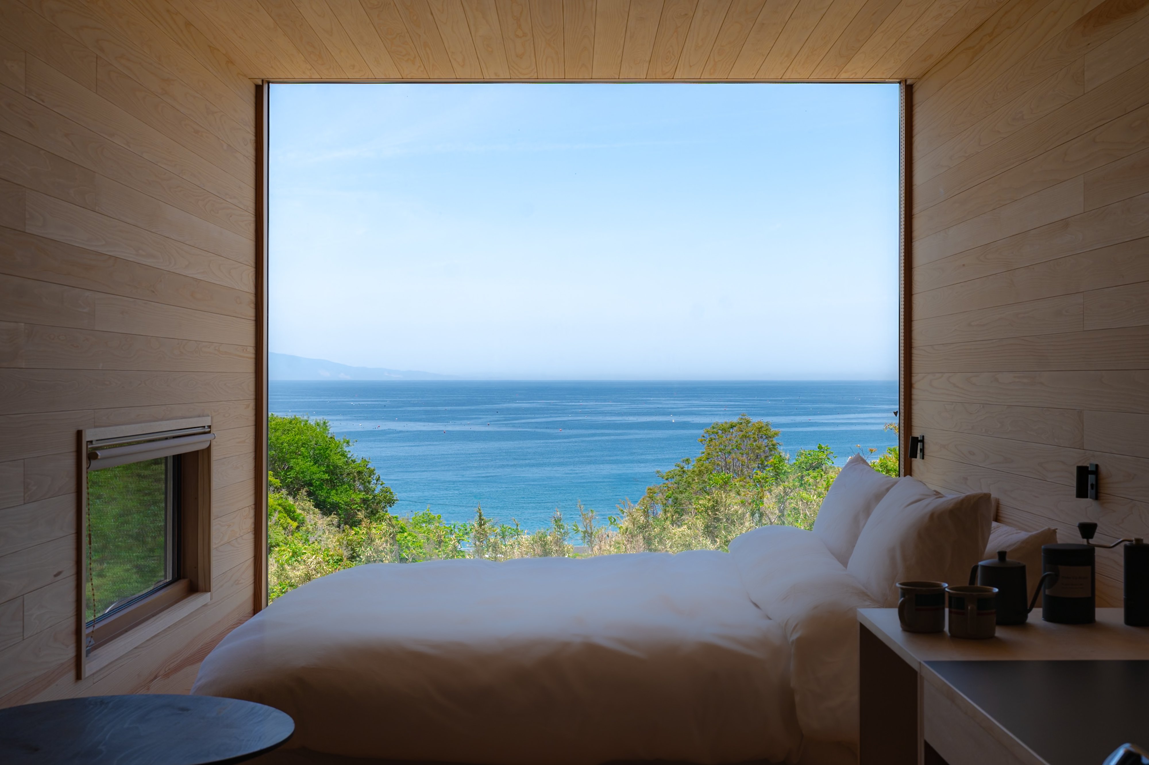 淡路島に新拠点オープン｜瀬戸内海が眼下に広がる癒しの空間｜allbeans