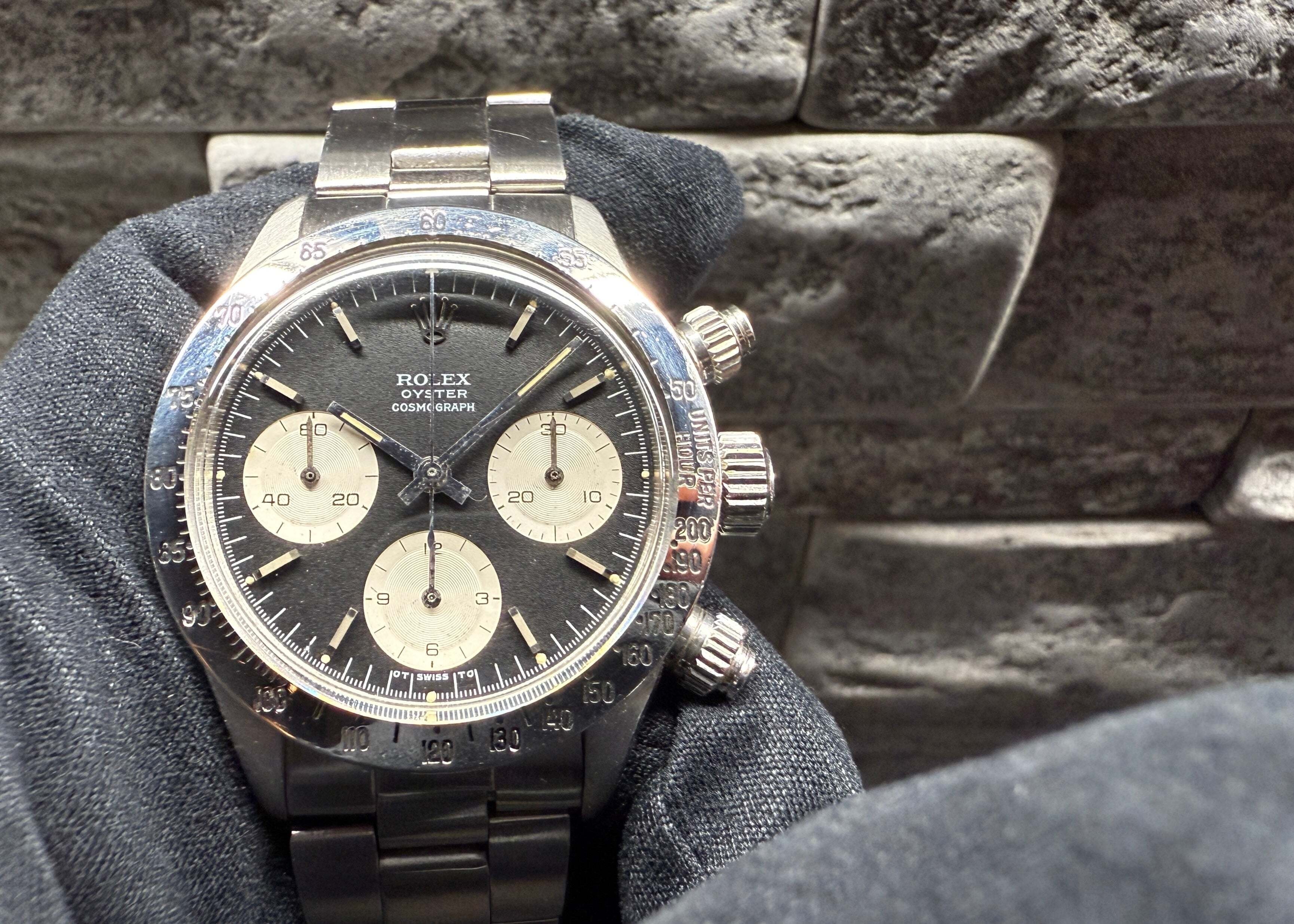 黒文字σダイヤルが魅力 手巻きデイトナ 6265 72年｜金子 剛