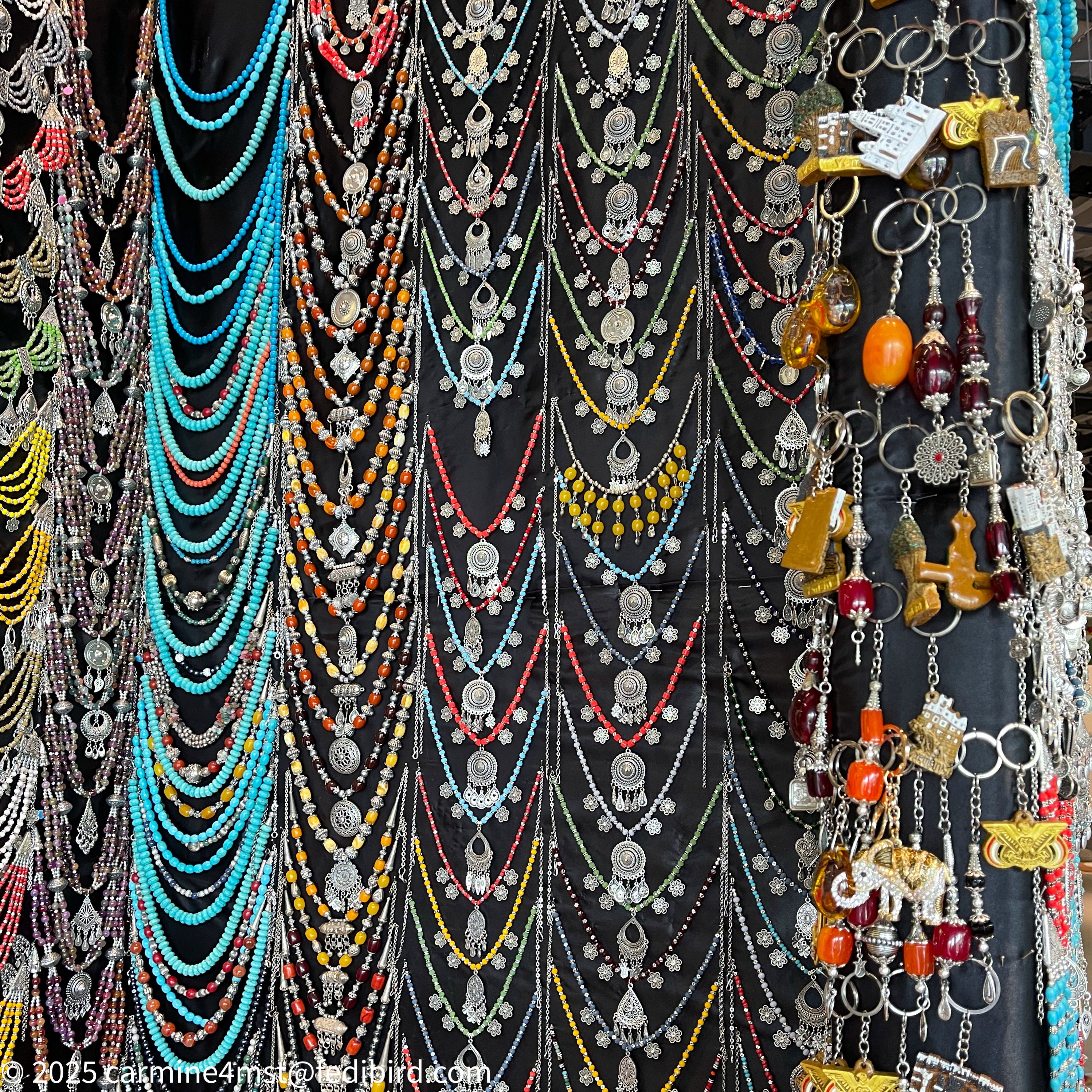 関西万博コモンズA スリナム　アクセサリー　ブレスレット 関西万博コモンズA スリナム アクセサリー ブレスレット - メルカリ