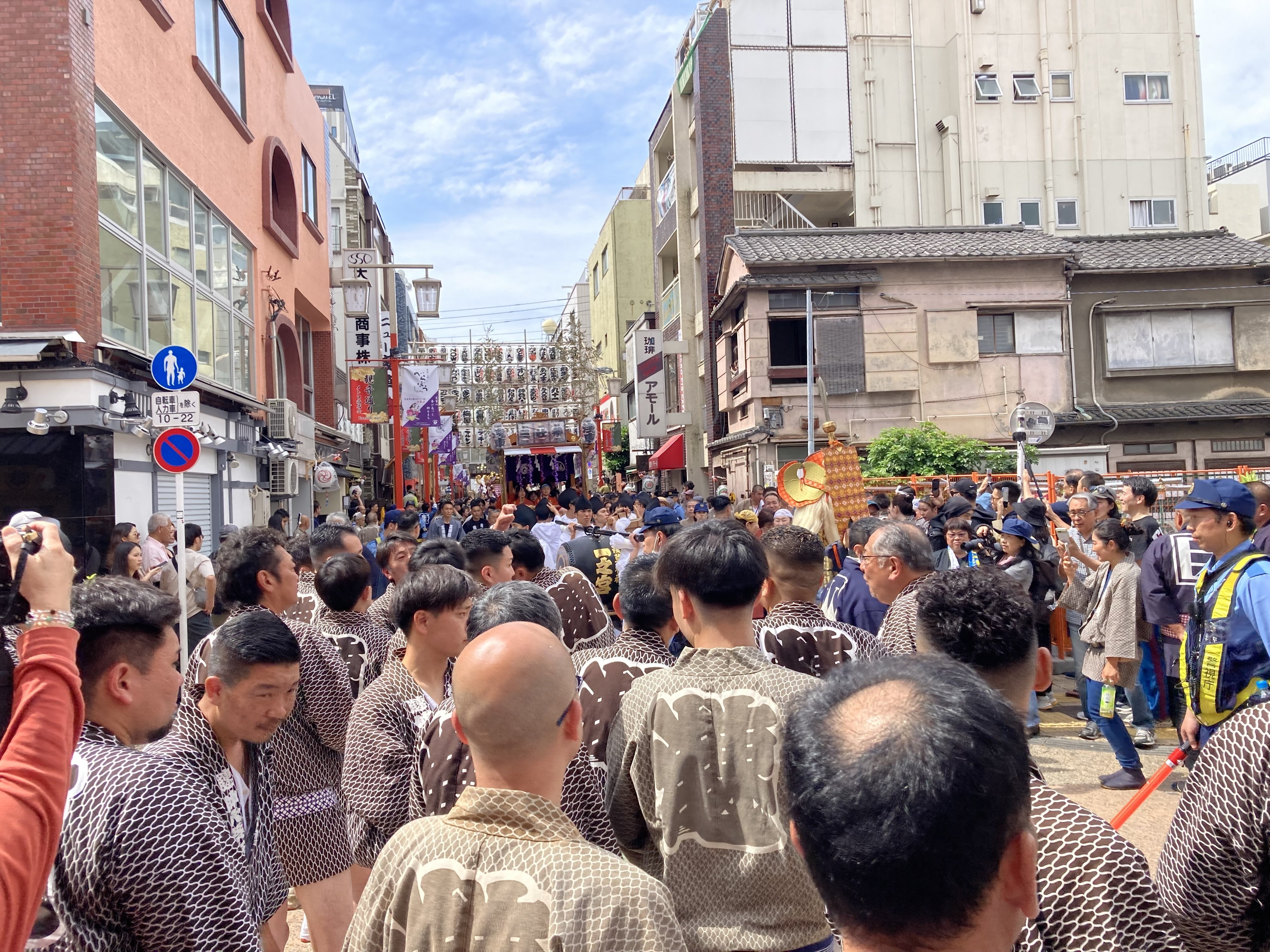 東京の下町を味わうWeek｜ひとりで浅草の三社祭を見てきた