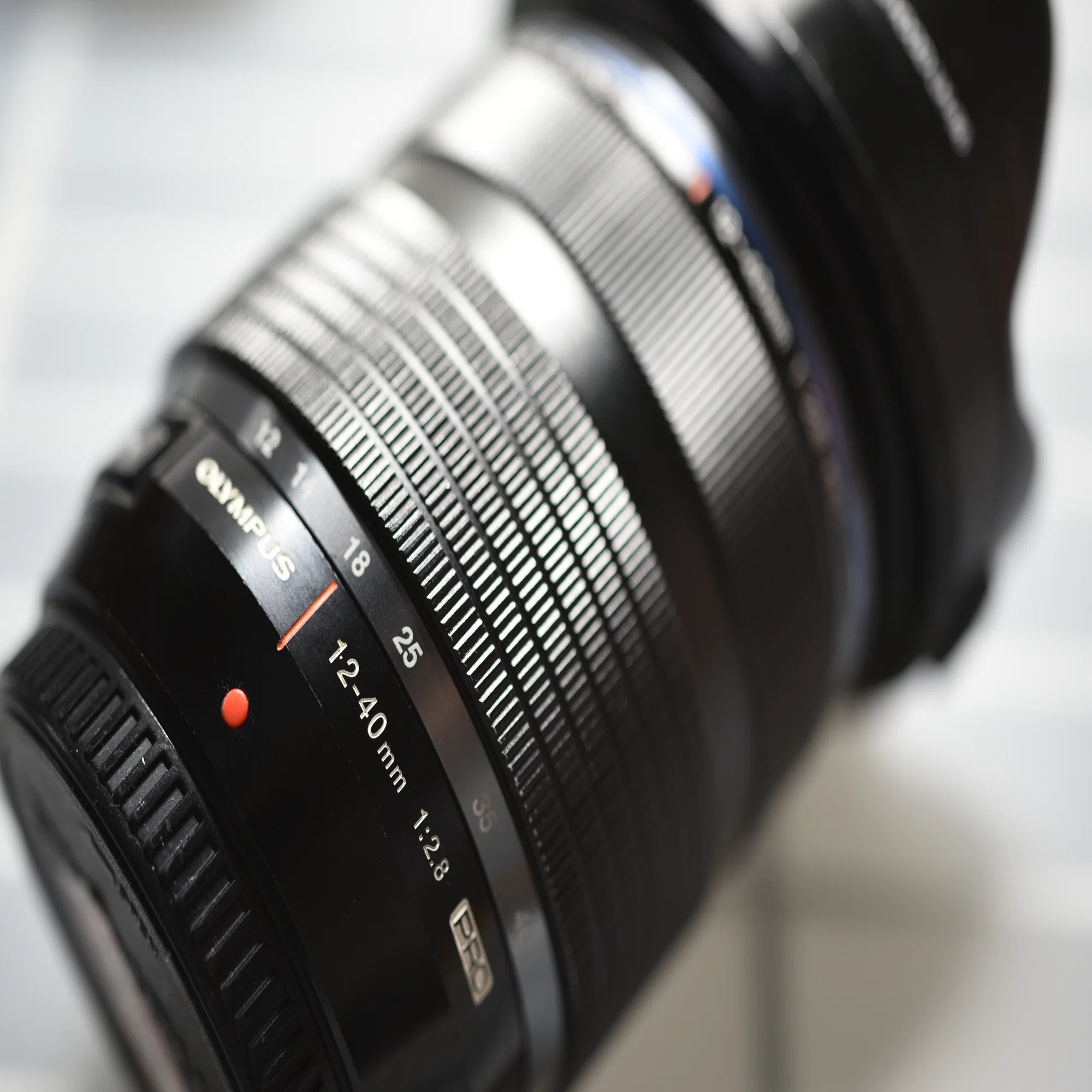 レンズレビュー】M.ZUIKO DIGITAL 12-40mm F2.8 PRO｜鷺