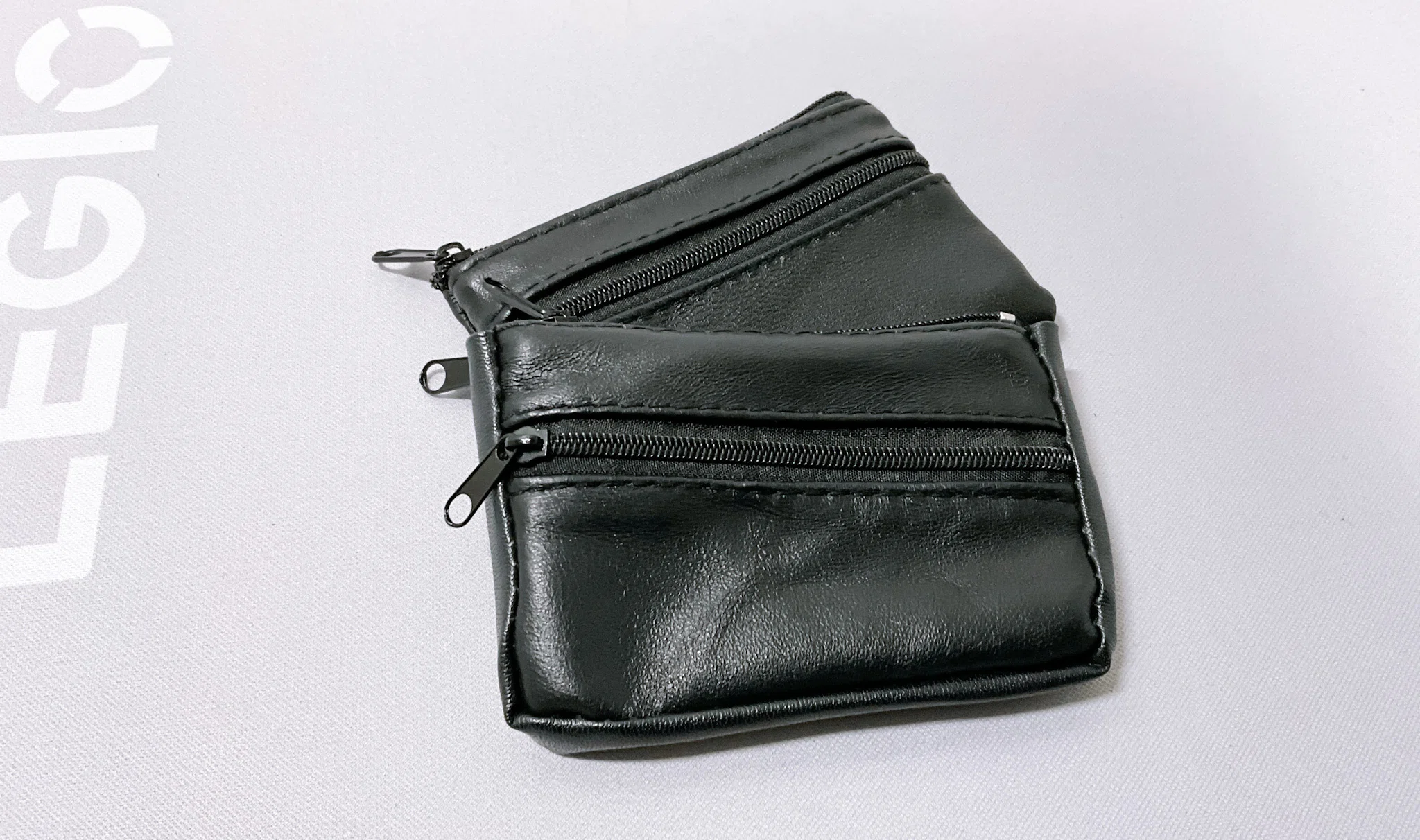 黒いレザーケース・小銭入れ ダイソーで売っていた「本革」小銭入れを試してみる｜MtOjiisan