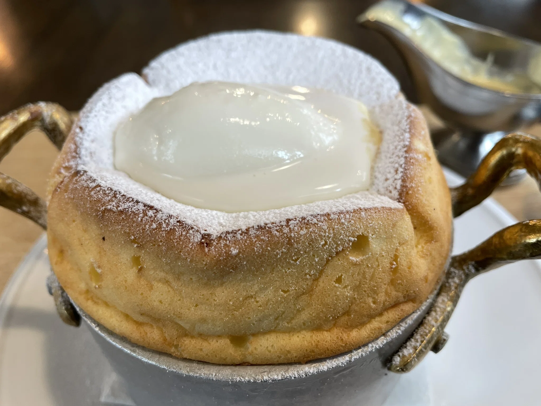 とろけるスフレパンケーキ｜ぐっち