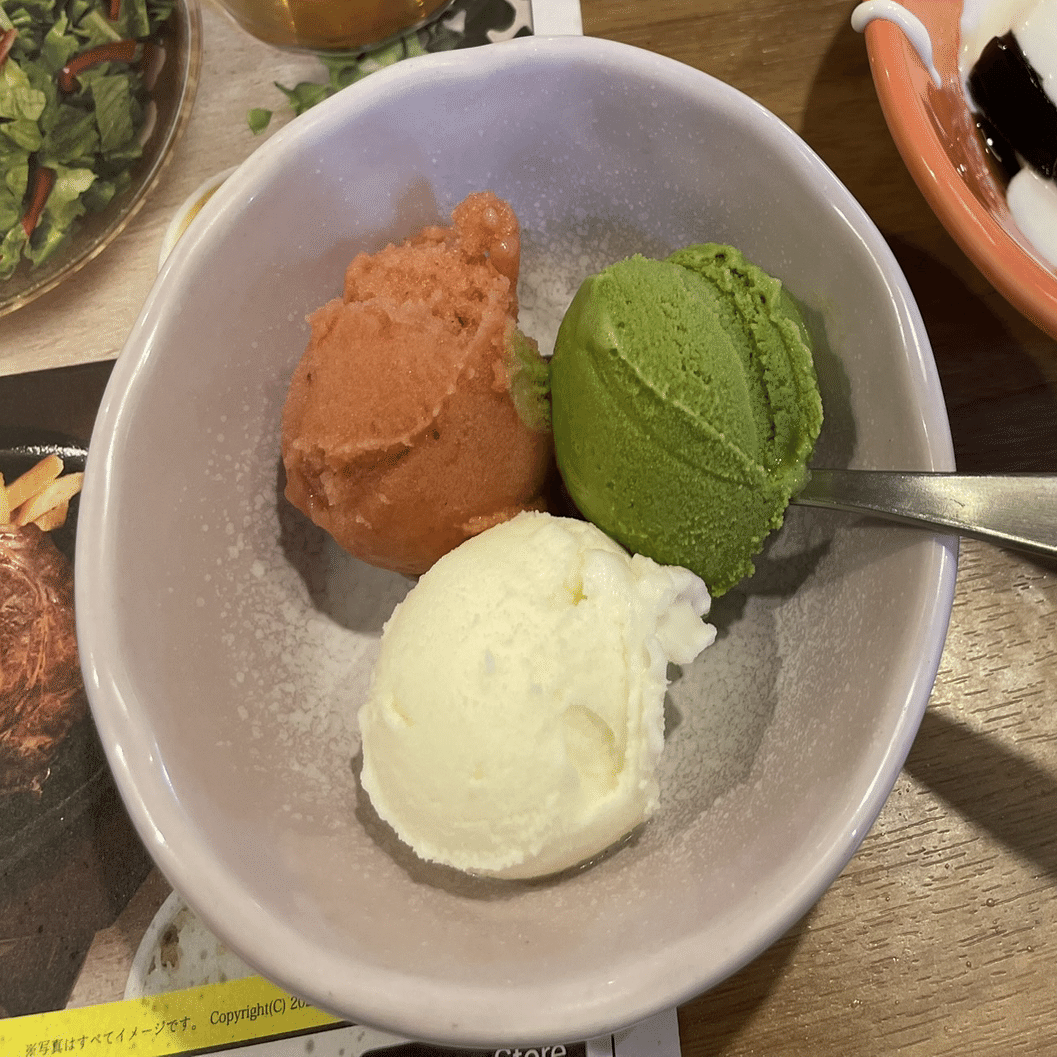 ギリ子さんファンがブロンコビリーに行ってきた【ジャンププラス】｜服