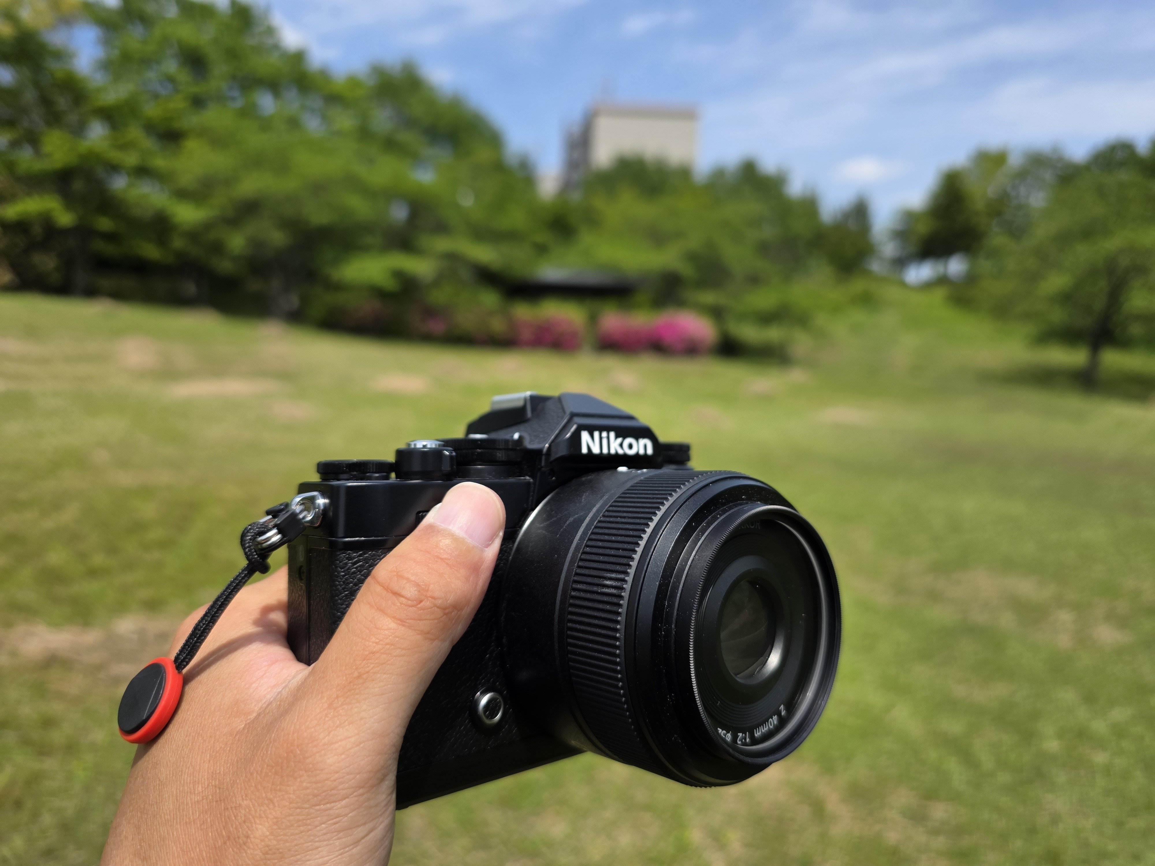 Nikon Z fcが楽しすぎる！カメラ素人による使用感レビュー|40mm F2で