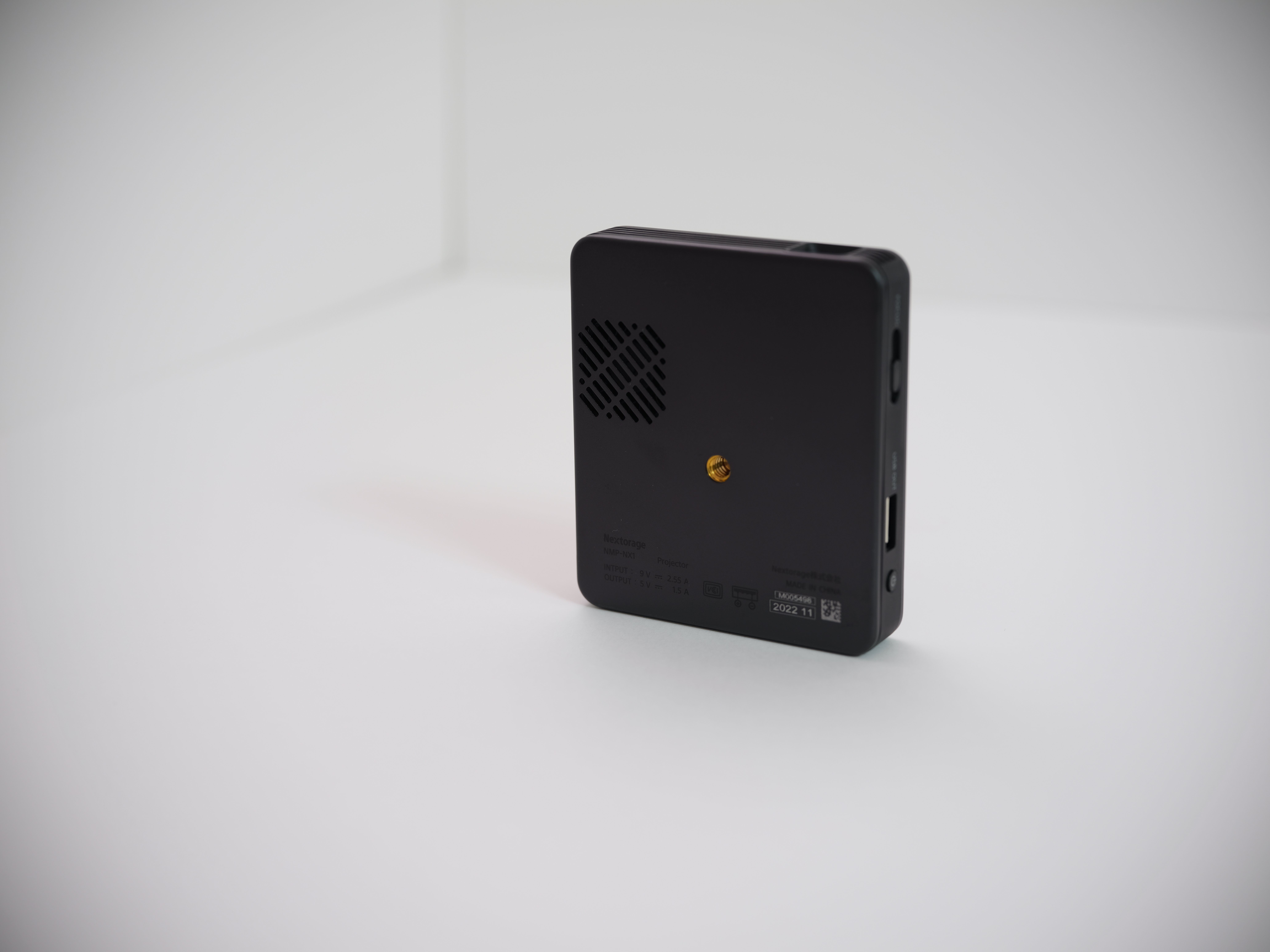 Nextorage NX1 プロジェクター NMP-NX1 ベッドルームプロジェクター NX1」発売のお知らせ - Nextorage