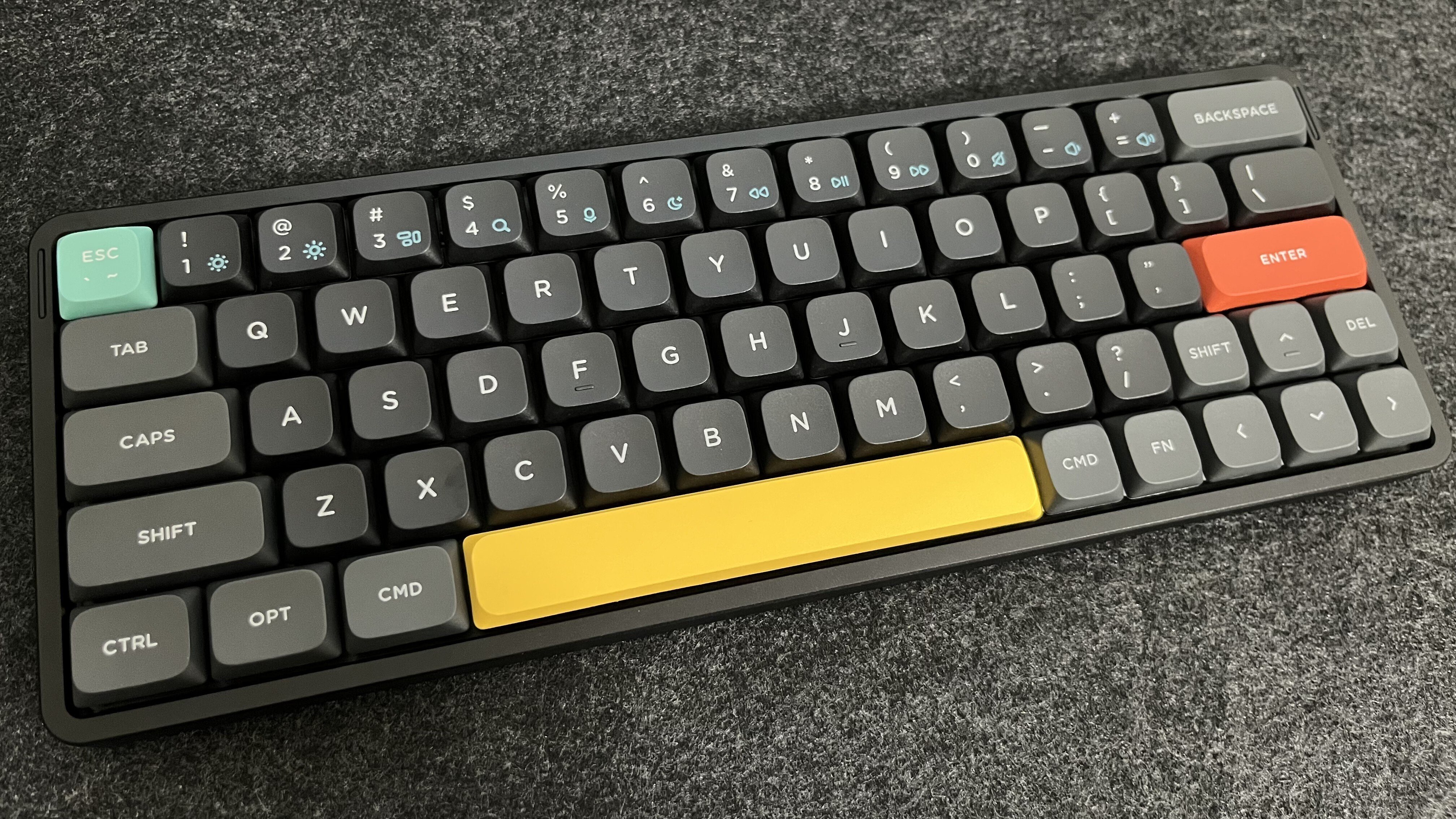 Nuphy Air60 v2（Keychron LP サイレントスイッチ付き） Nuphy Air60 v2（Keychron LP サイレントスイッチ付き） Keychron ロー