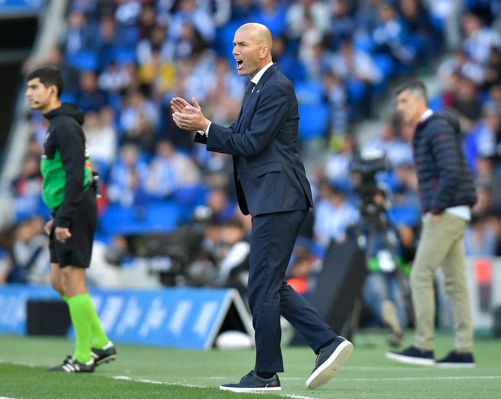 レアルマドリード ダウン モウリーニョ ロナウド cr7 シャビアロンソ