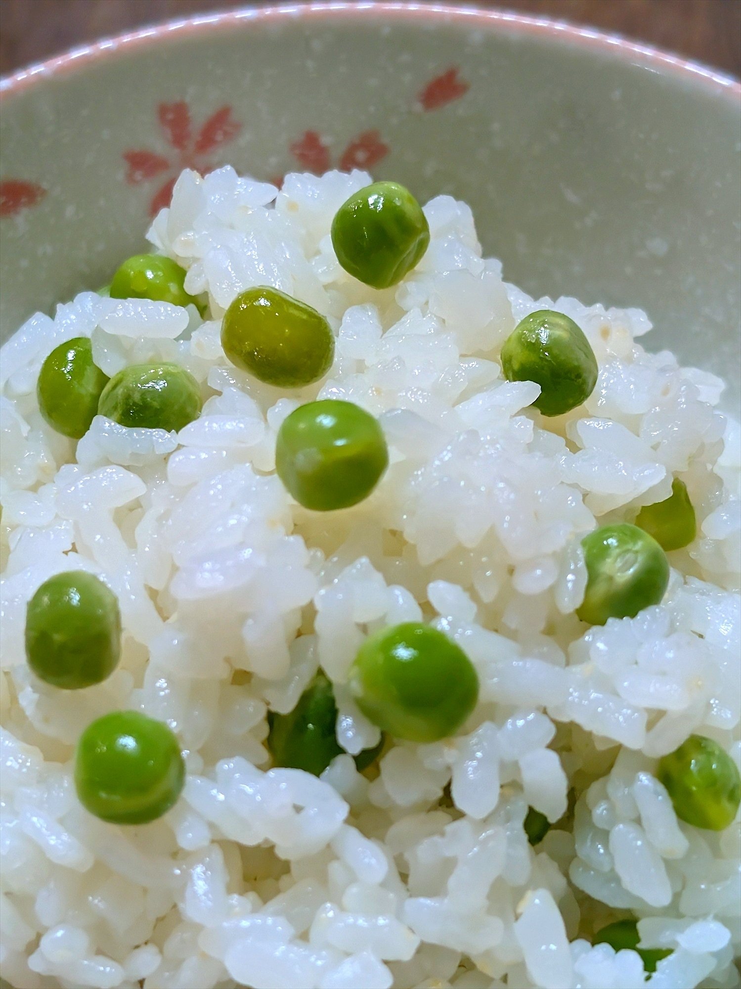 豆ご飯を美しくおいしく炊くにはどうしたらいいのかな？｜annon